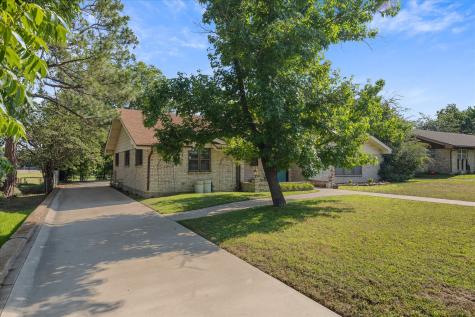 2308 Royal Lane Greenville TX 75402