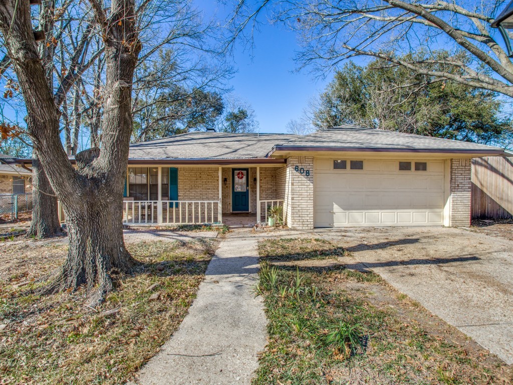 608 Oxford Street Corsicana TX 75110