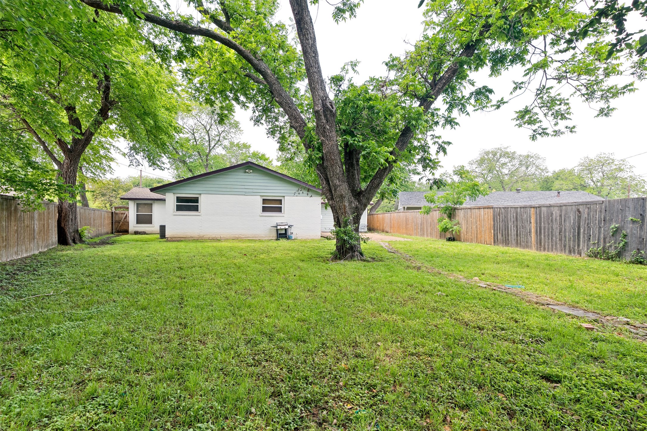 10148 Timber Trail Drive Dallas TX 75229