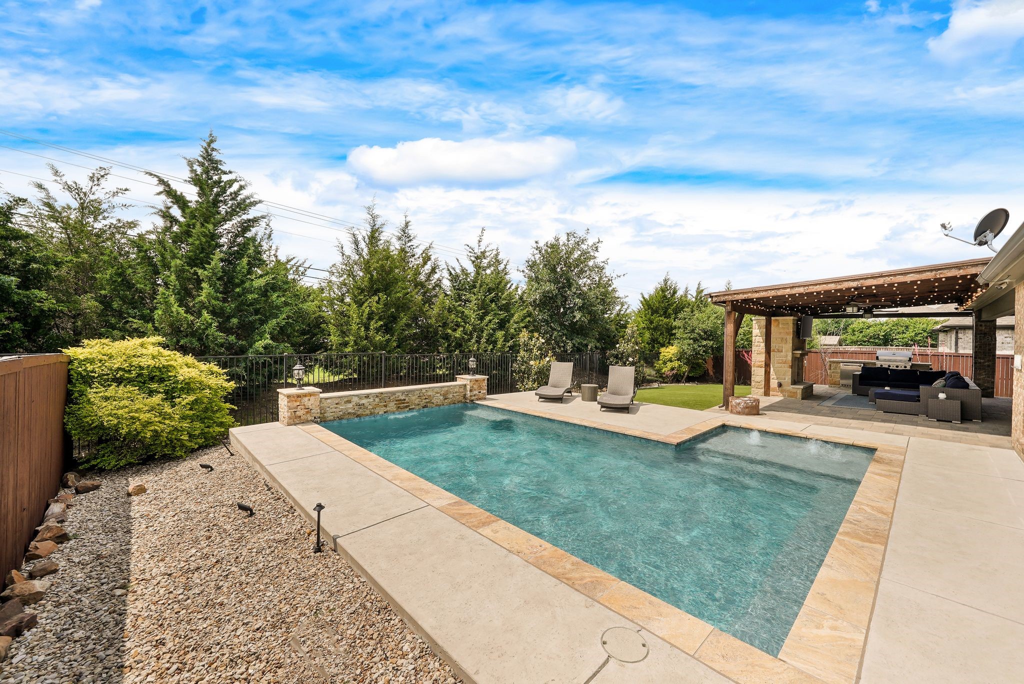 1617 Snapdragon Court Celina TX 75078