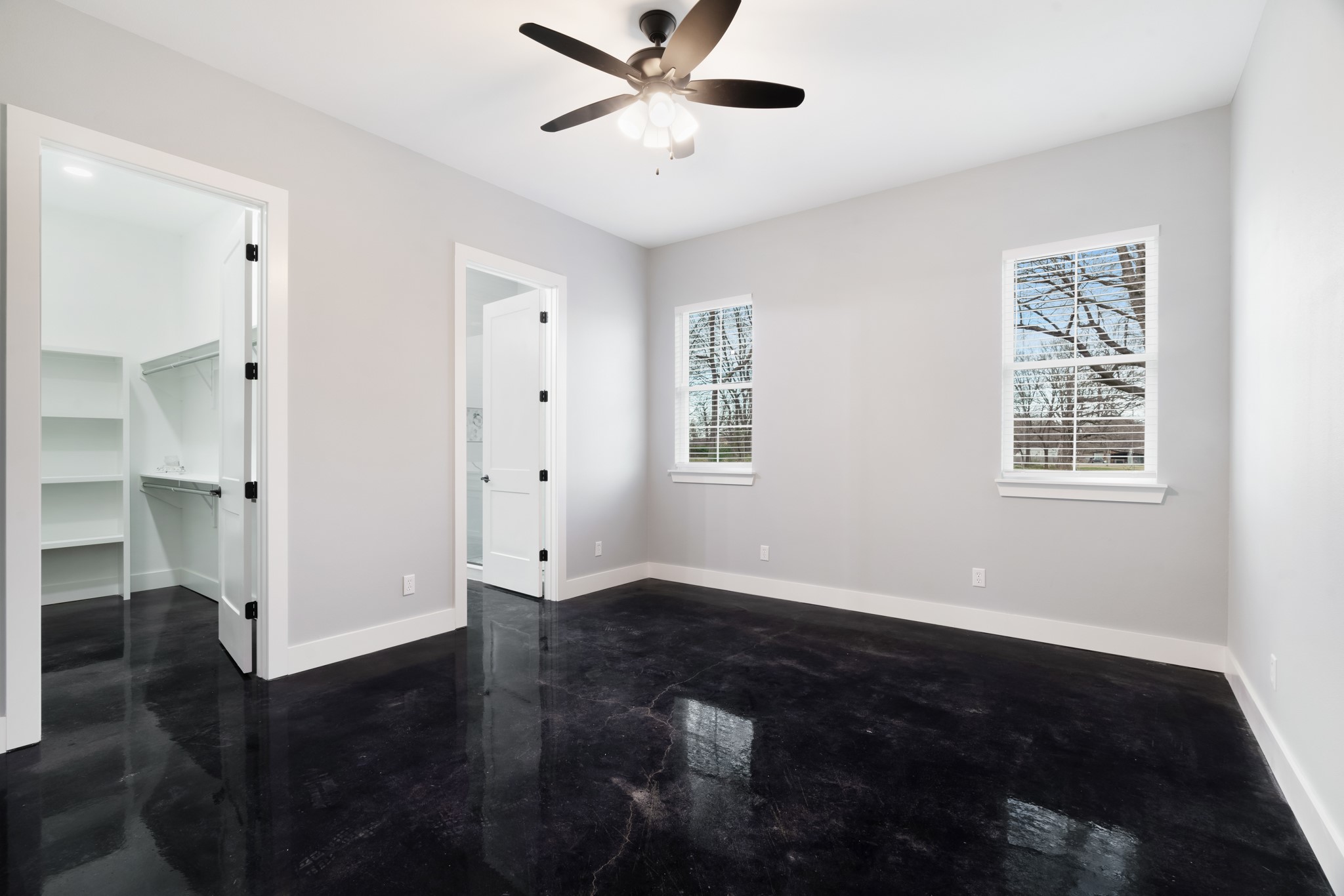 535 E Fairview Street Blossom TX 75416
