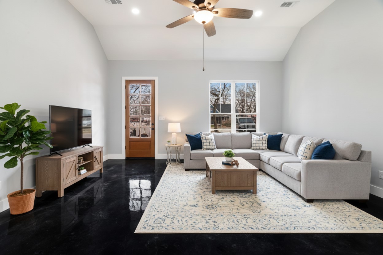 535 E Fairview Street Blossom TX 75416