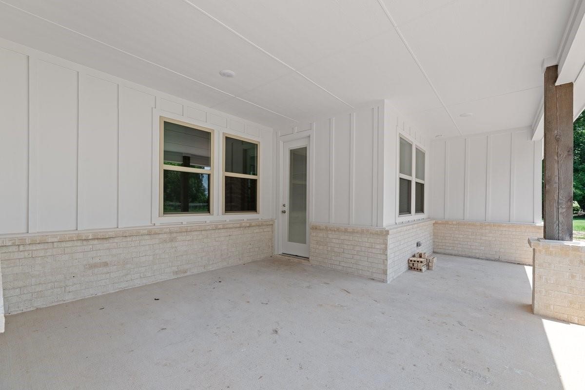 180 Nix Drive Emory TX 75440