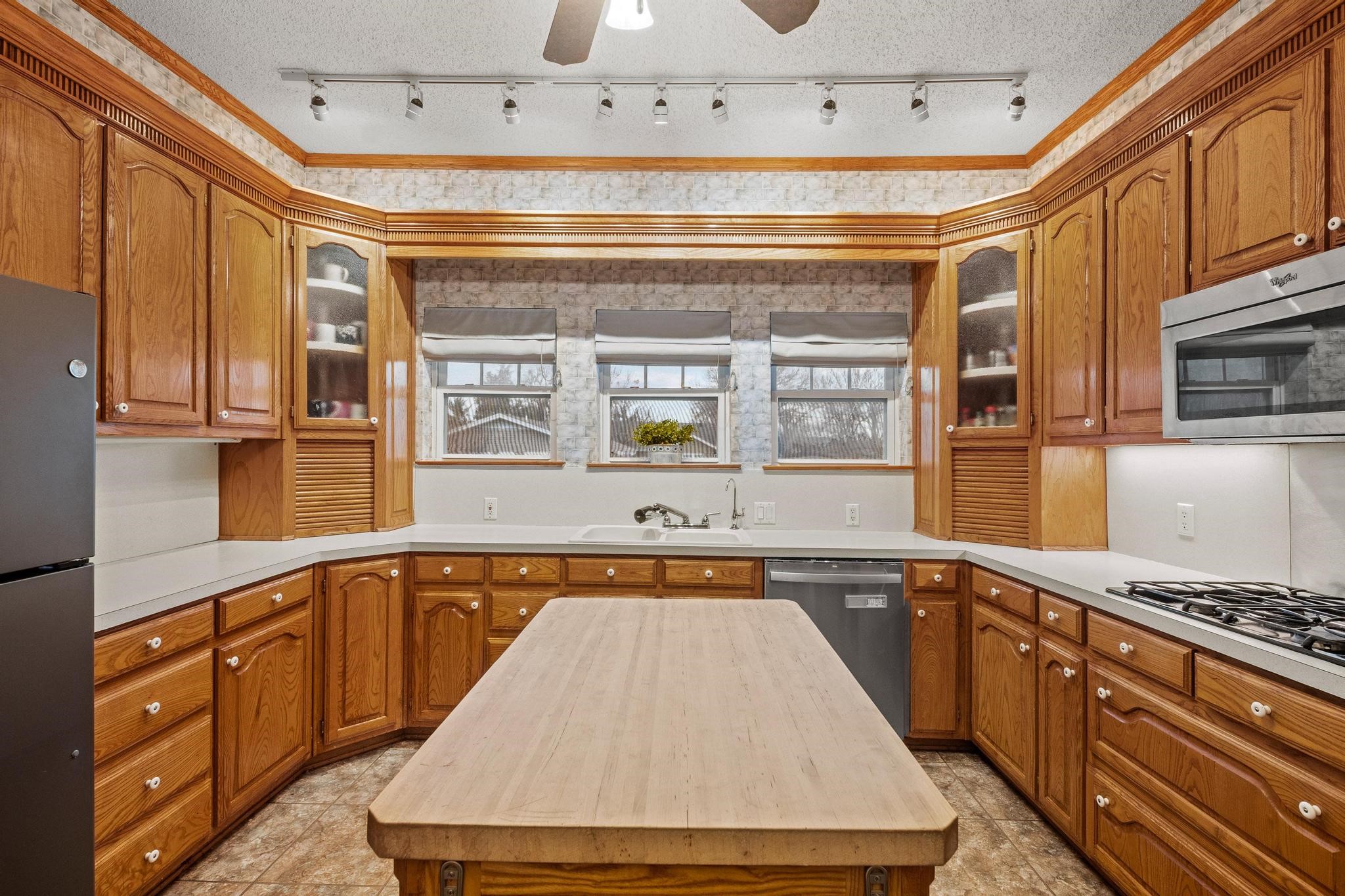 715 E 5th Street Ferris TX 75125