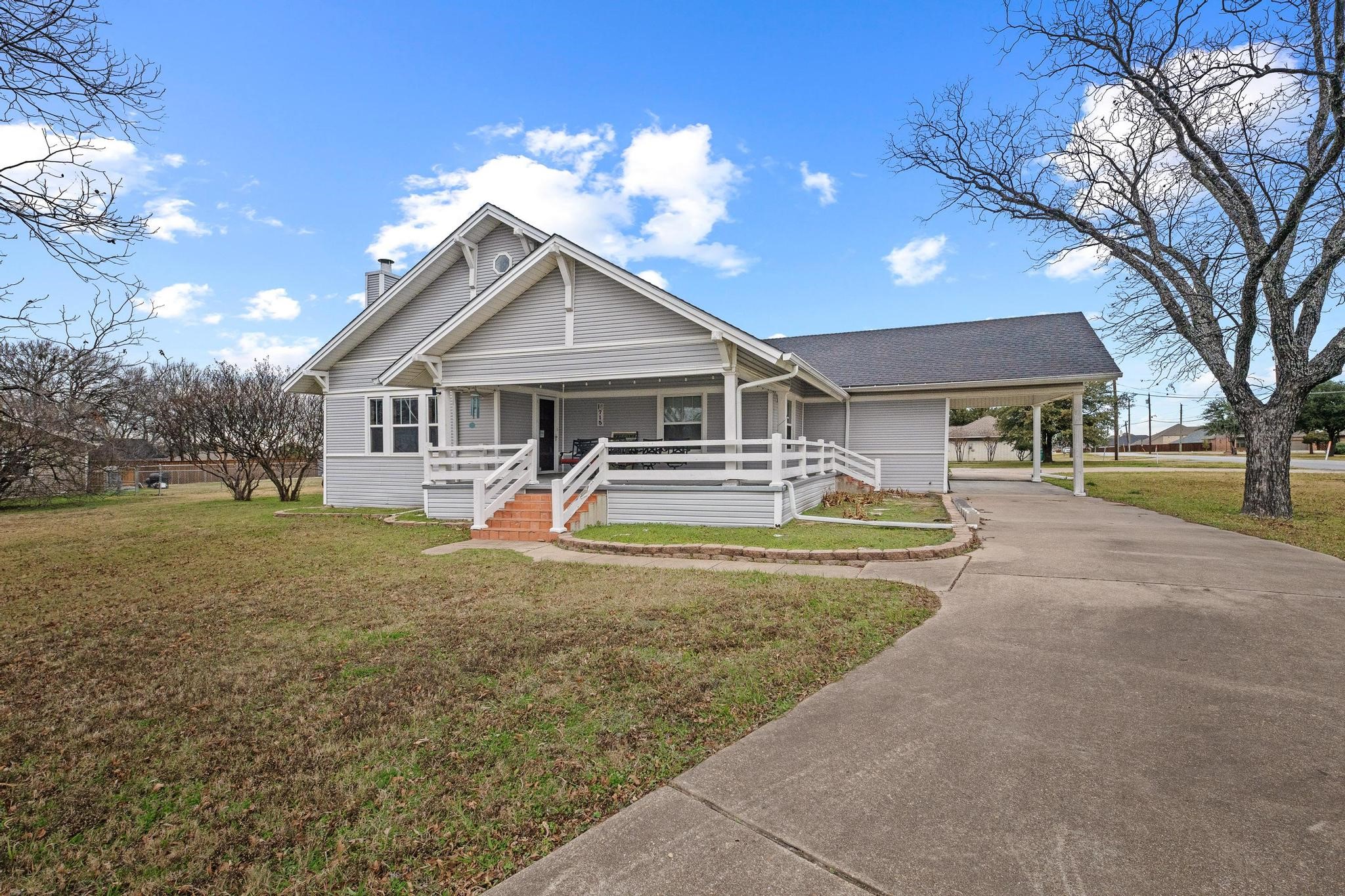 715 E 5th Street Ferris TX 75125