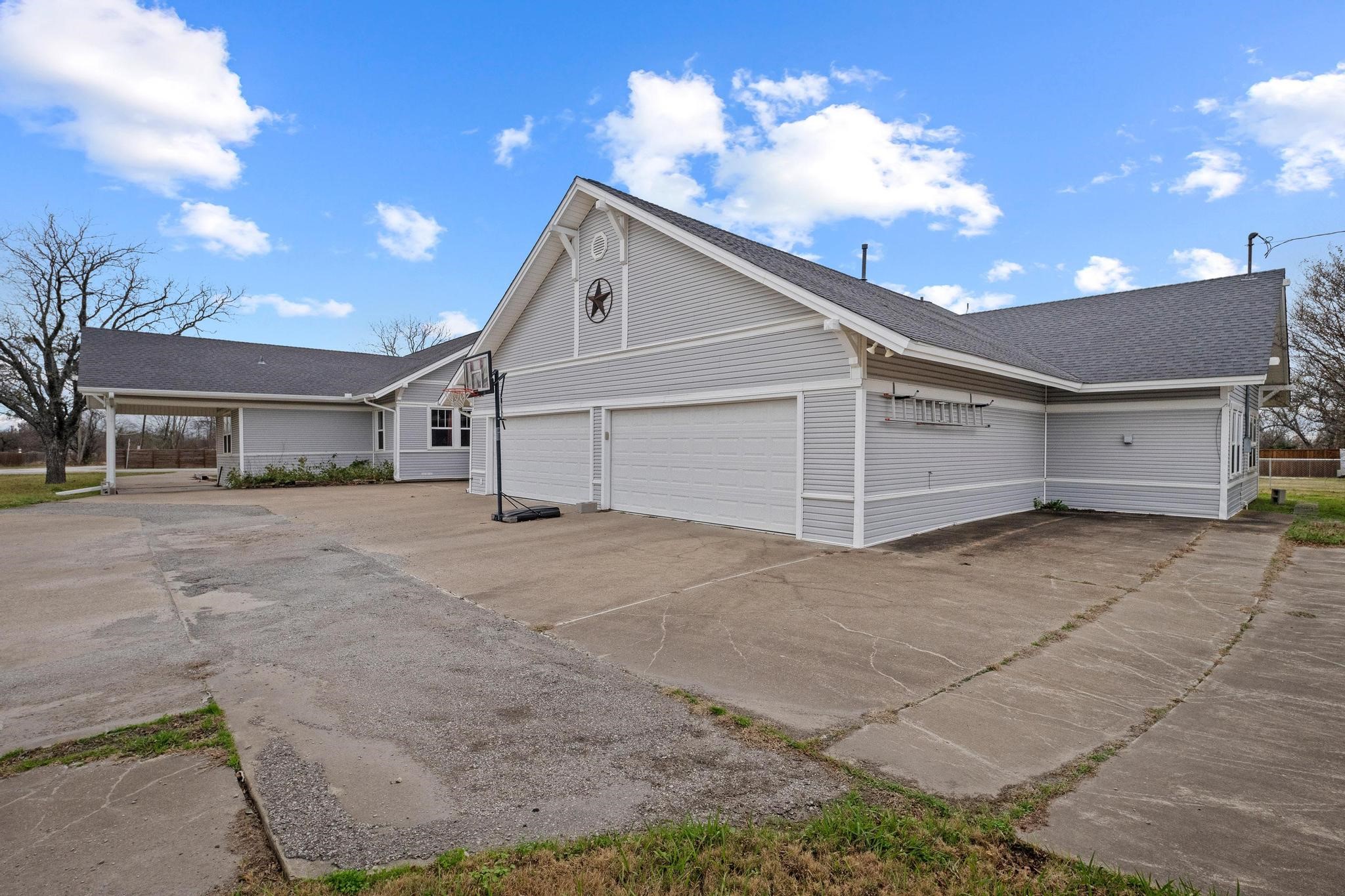 715 E 5th Street Ferris TX 75125