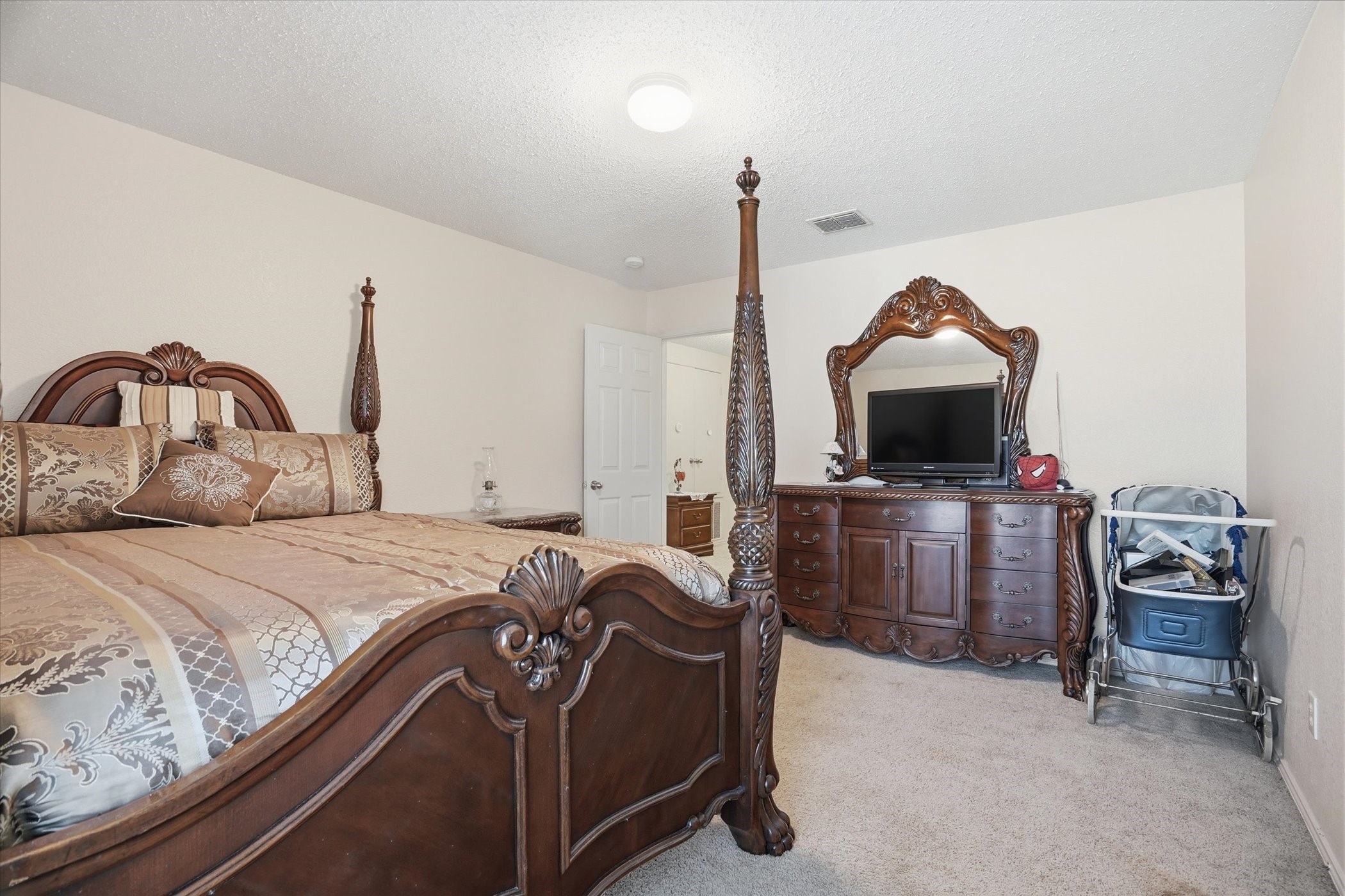 3551 Red Mine Lane Grand Prairie TX 75052