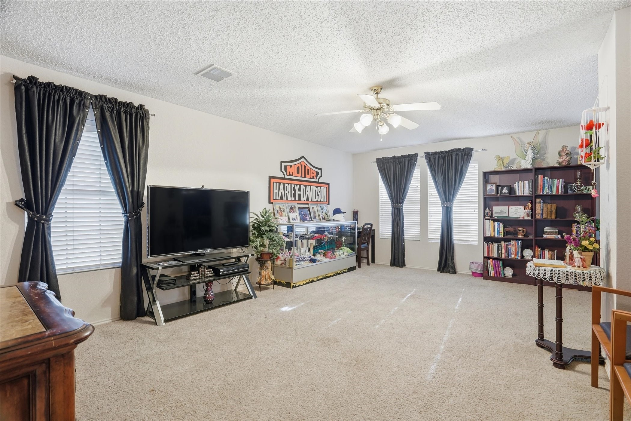3551 Red Mine Lane Grand Prairie TX 75052
