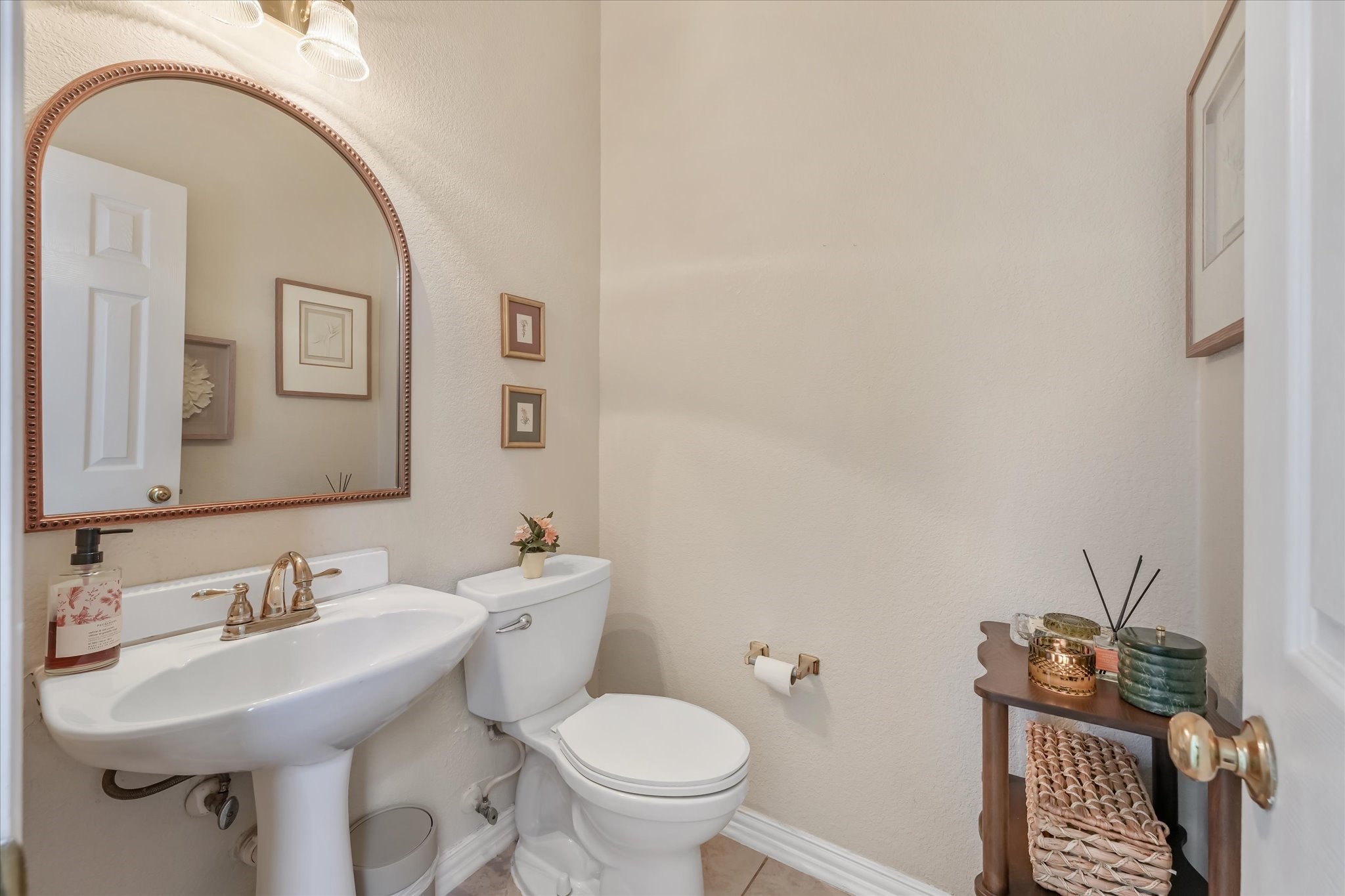 461 Shade Tree Court Hurst TX 76054