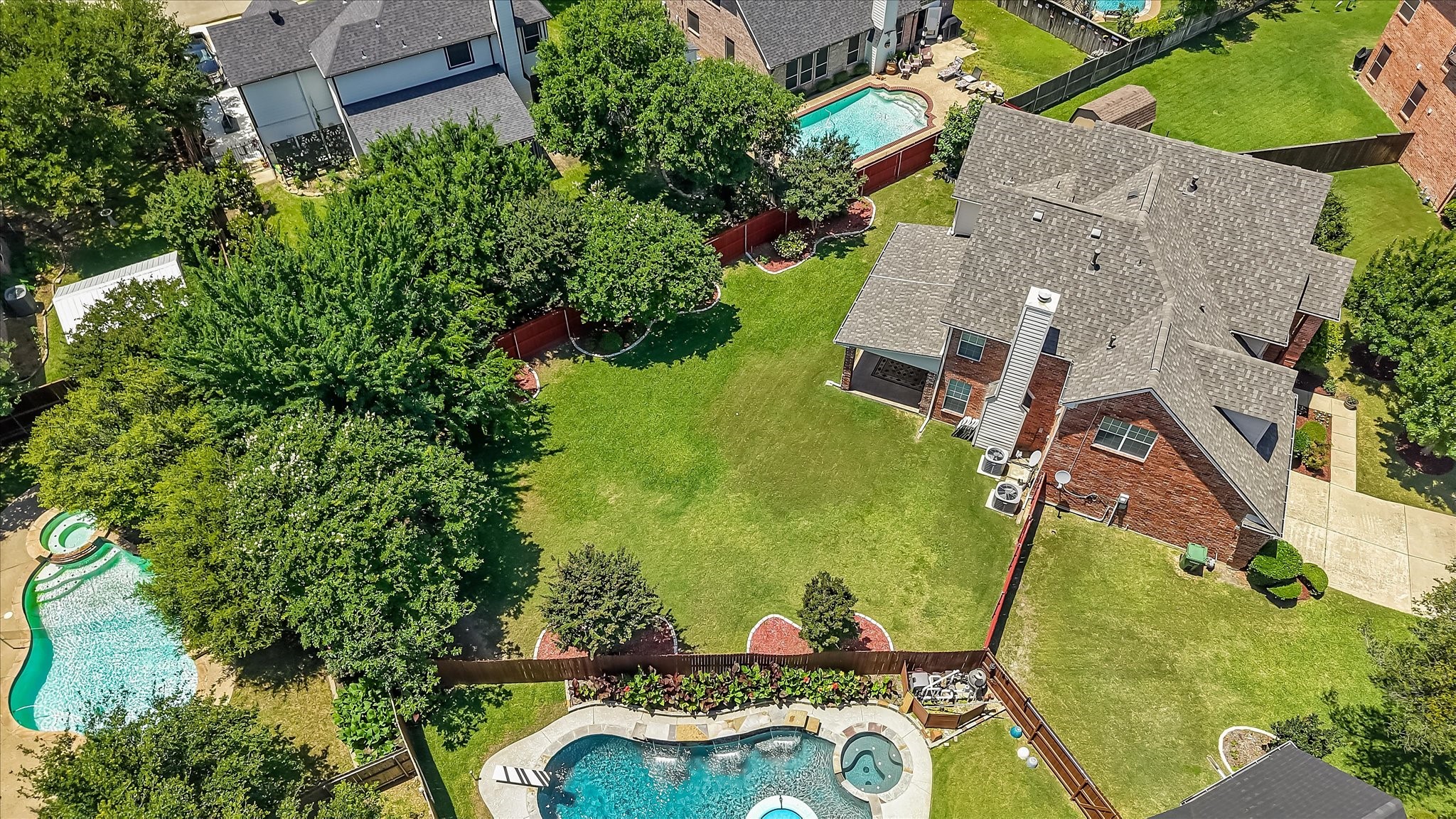461 Shade Tree Court Hurst TX 76054