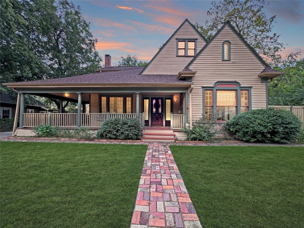 611 W Virginia Street Mckinney TX 75069