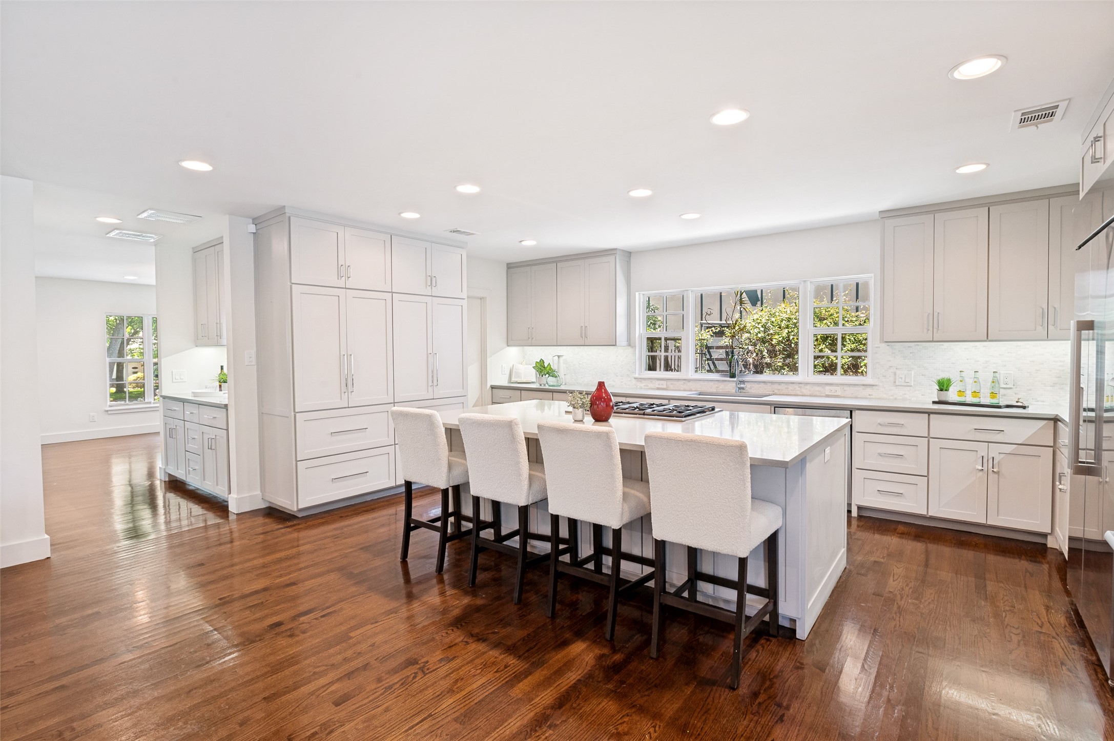 1518 Oak Knoll Street Dallas TX 75208