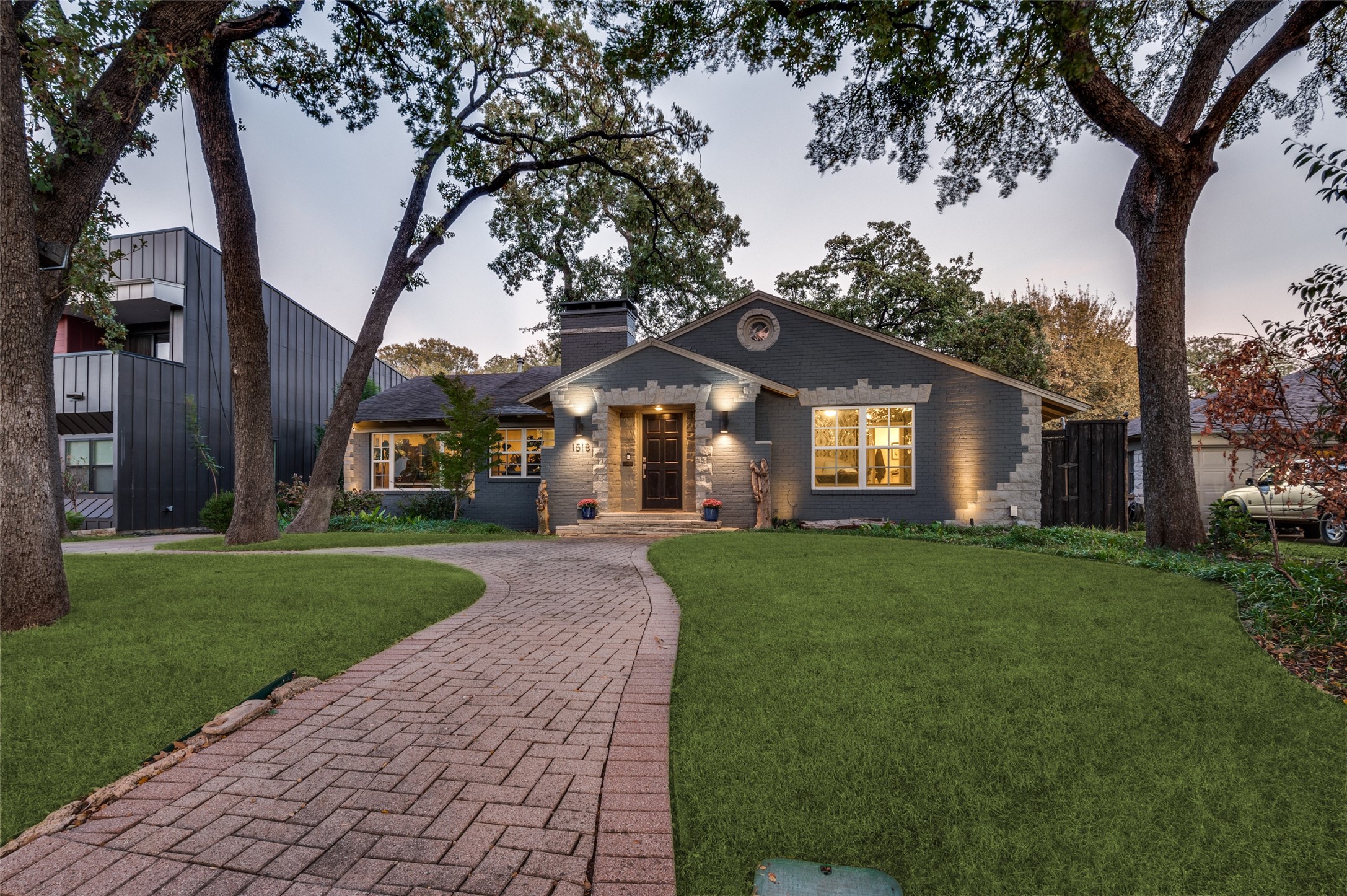 1518 Oak Knoll Street Dallas TX 75208