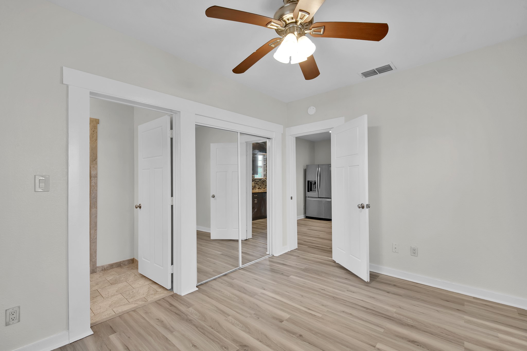 3705 Travis Avenue Fort Worth TX 76110