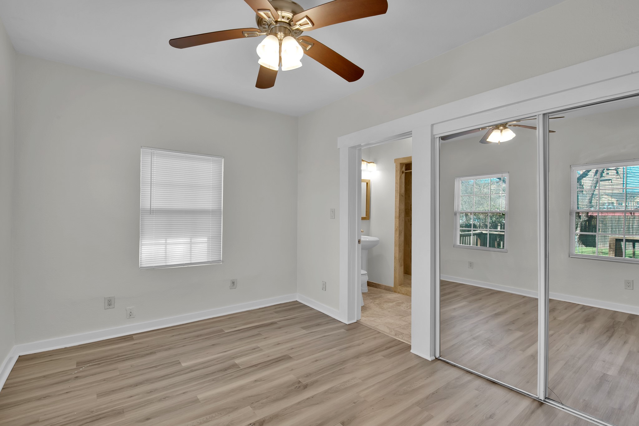 3705 Travis Avenue Fort Worth TX 76110