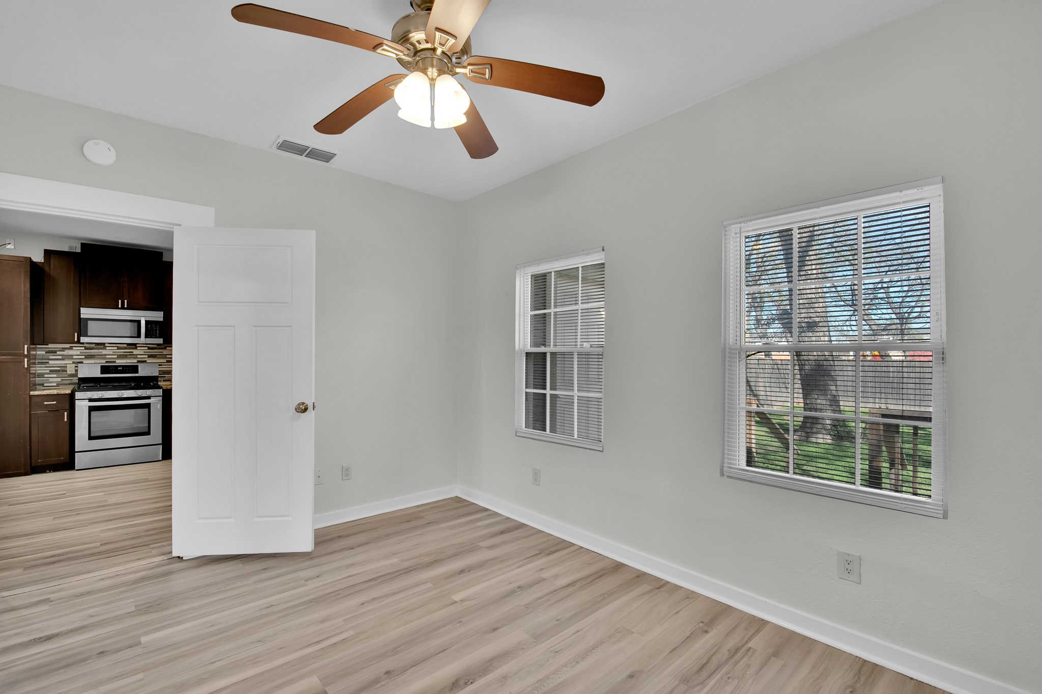 3705 Travis Avenue Fort Worth TX 76110
