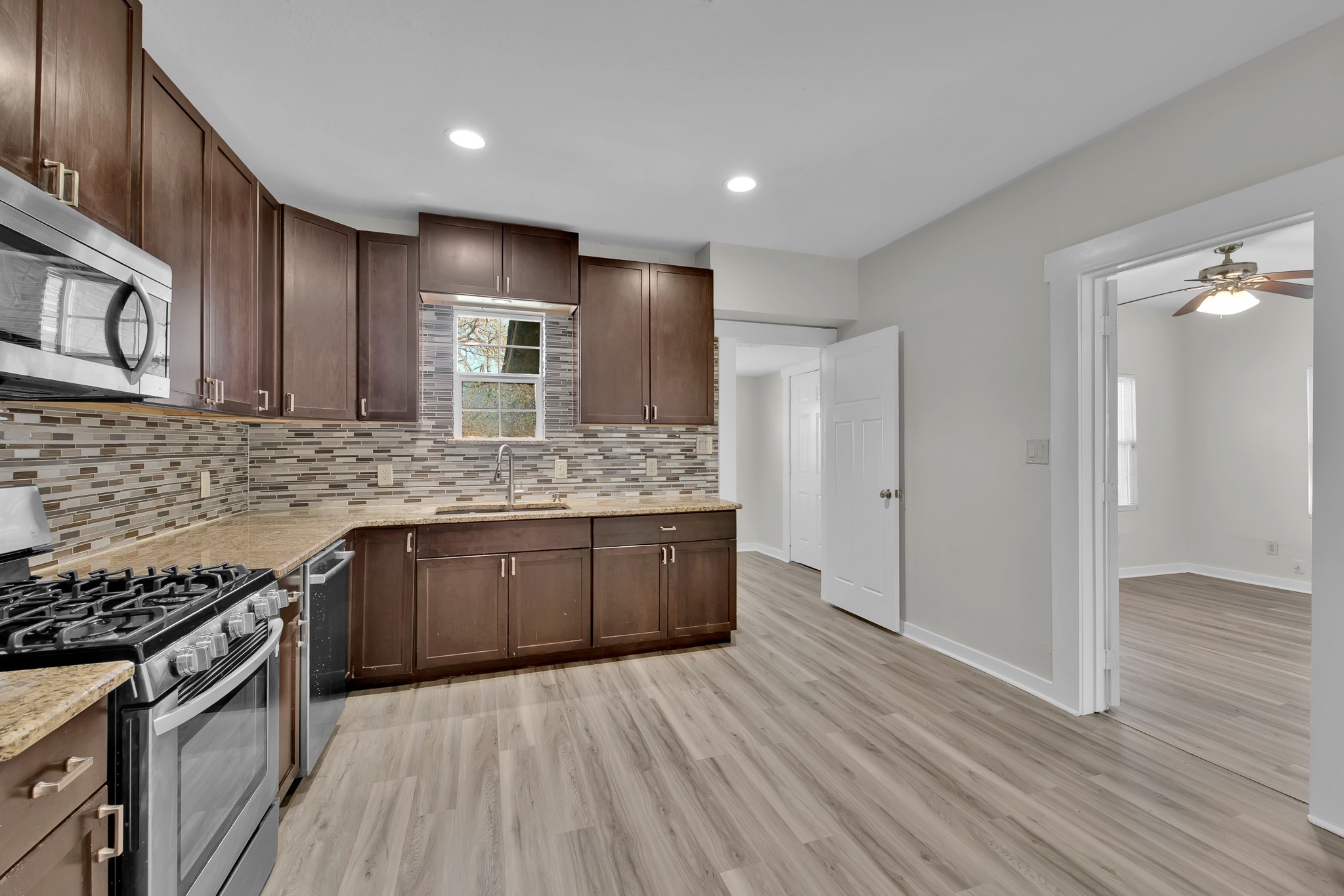 3705 Travis Avenue Fort Worth TX 76110