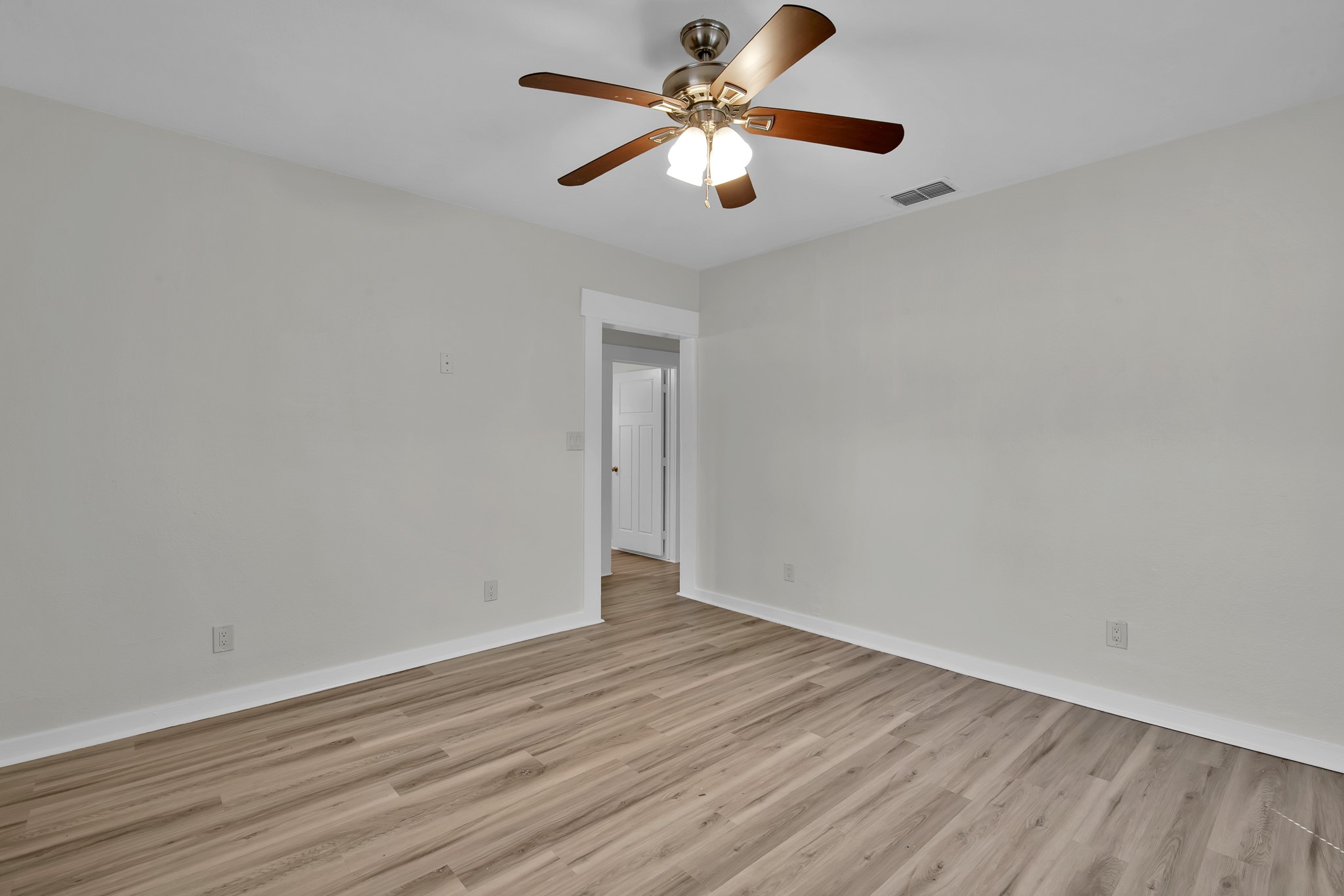3705 Travis Avenue Fort Worth TX 76110