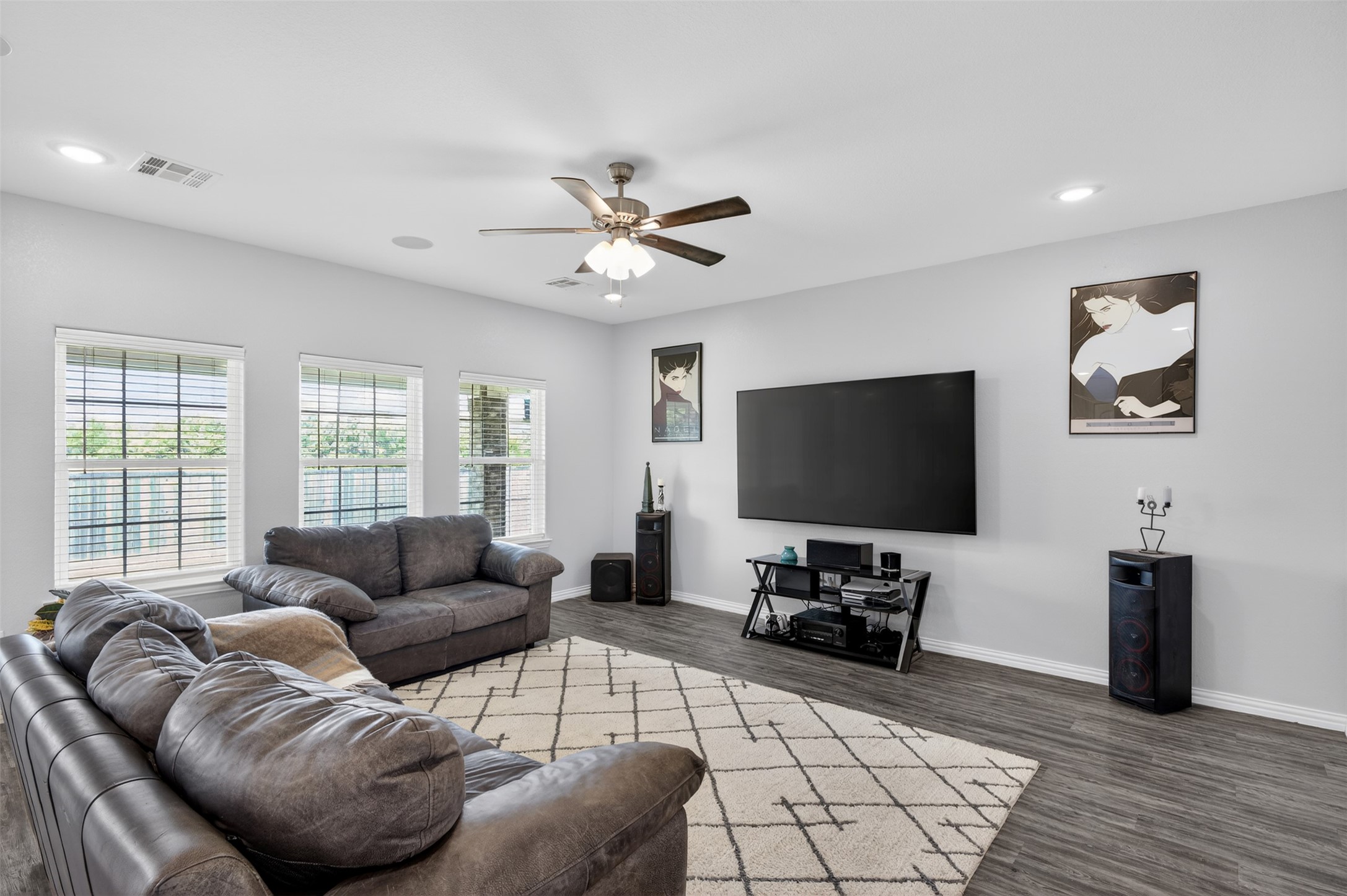 100 Midway Meadows Pottsboro TX 75076