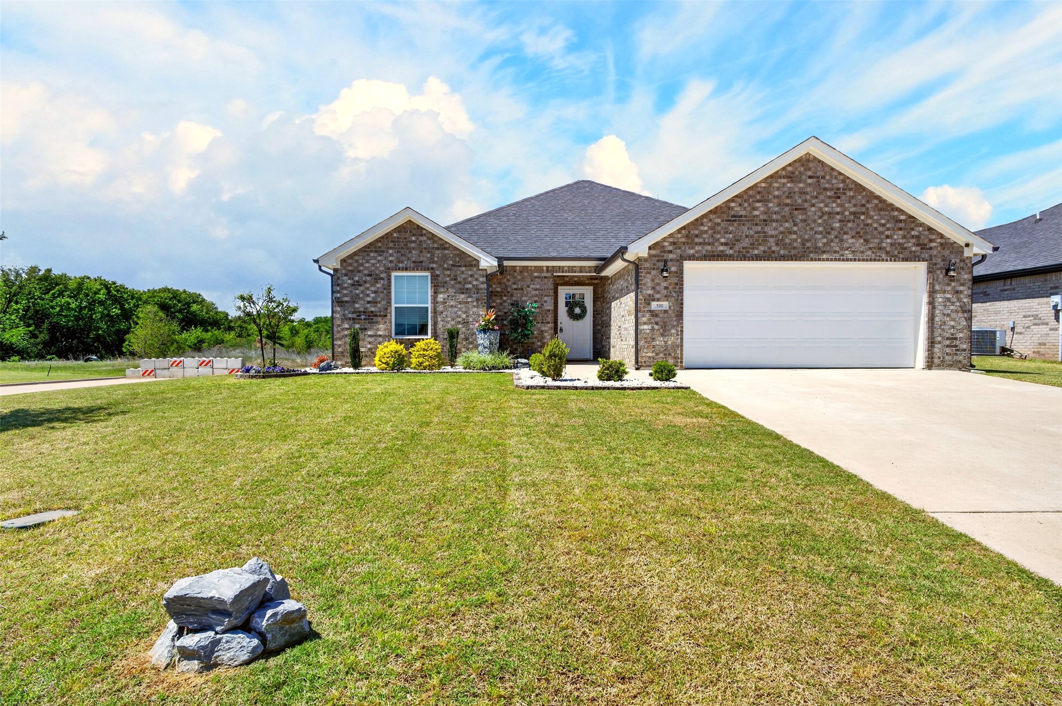 100 Midway Meadows Pottsboro TX 75076