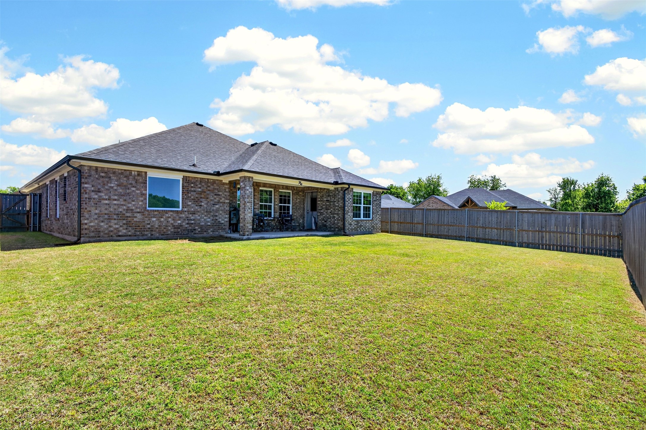 100 Midway Meadows Pottsboro TX 75076