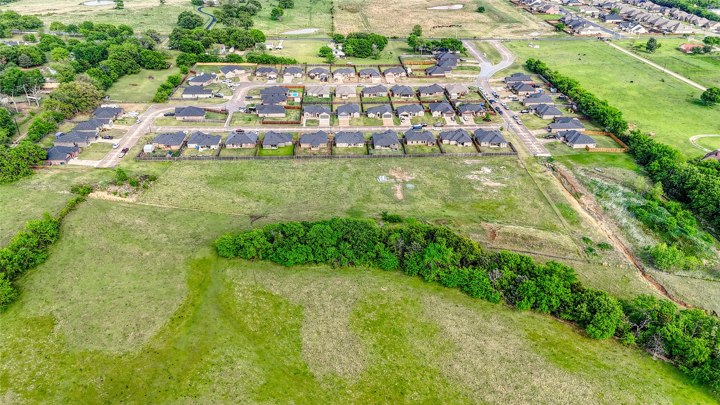 100 Midway Meadows Pottsboro TX 75076