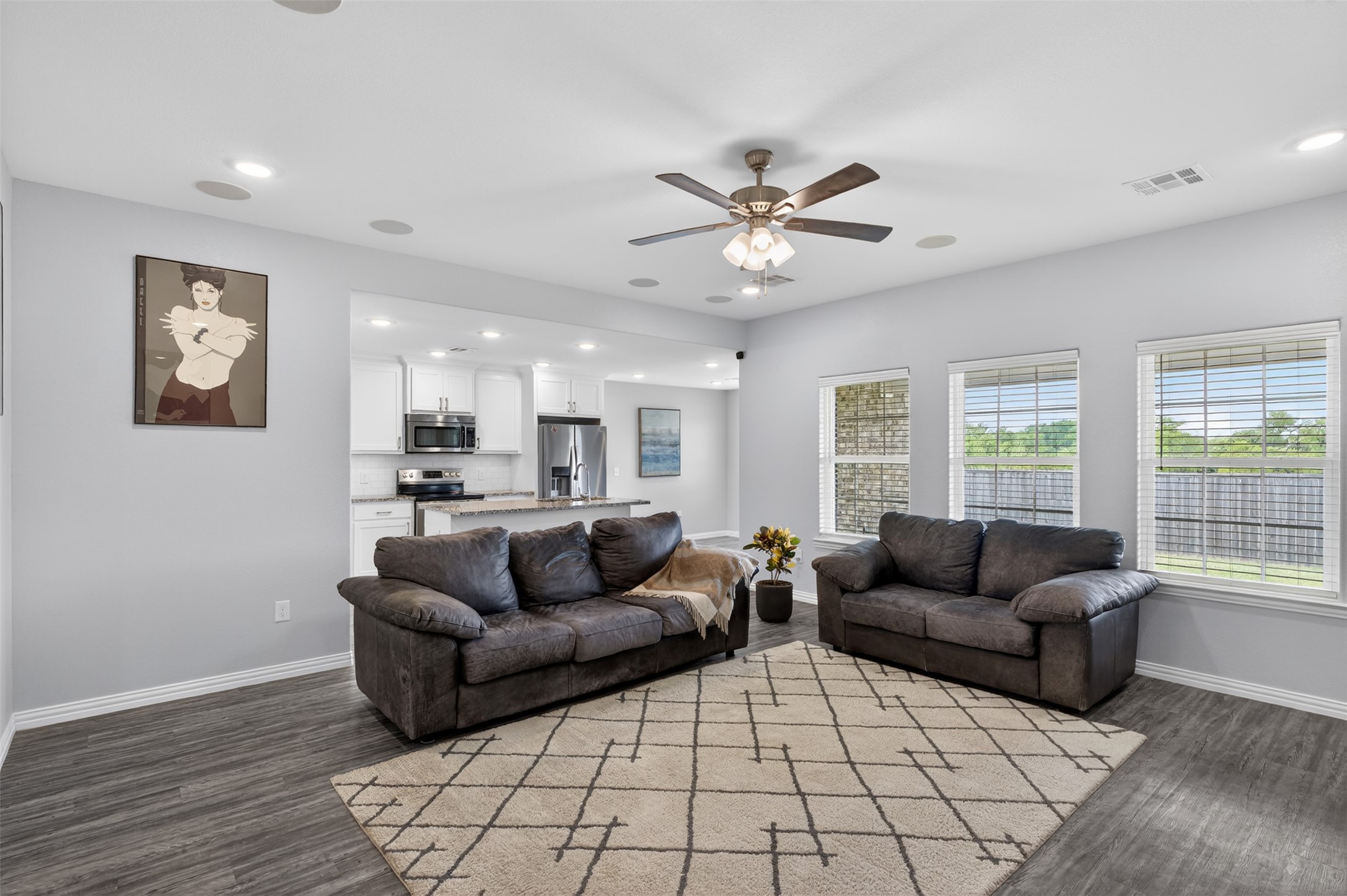 100 Midway Meadows Pottsboro TX 75076