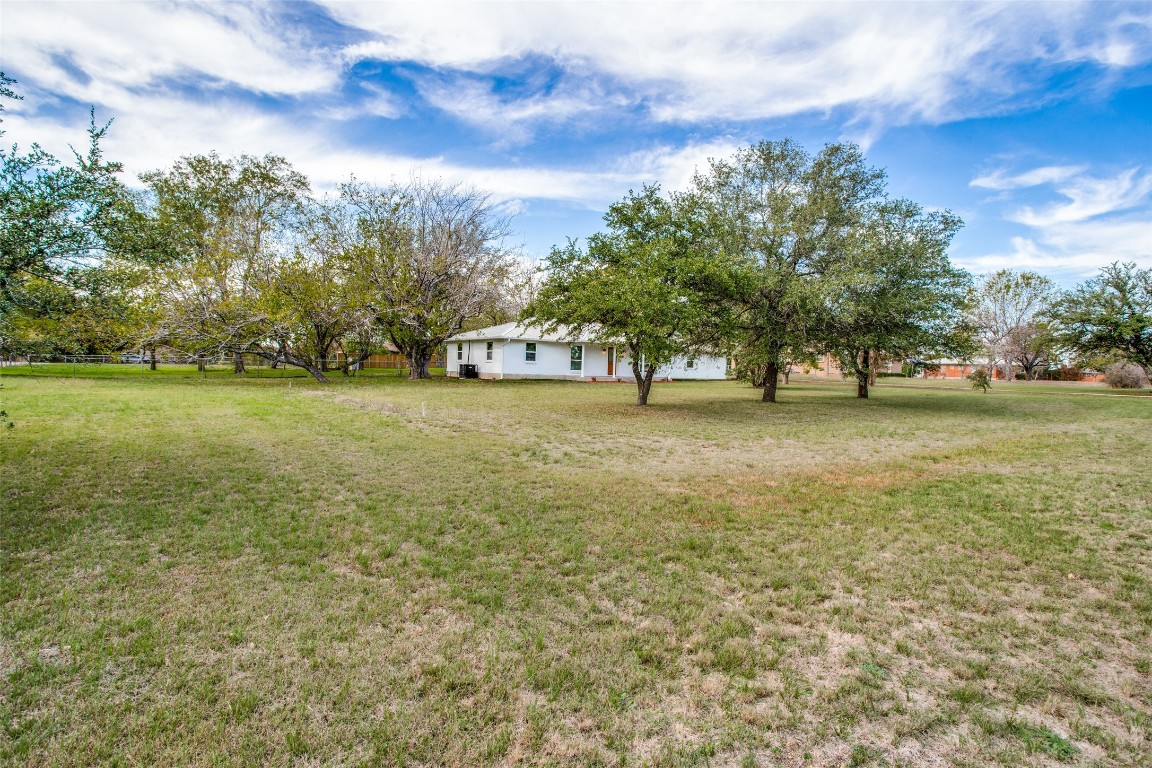 1910 S Highway 77 Waxahachie TX 75165