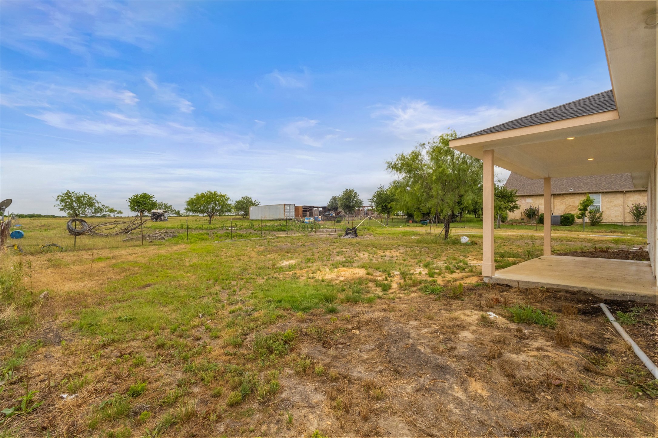 7074 NE County Road 1050 Rice TX 75155