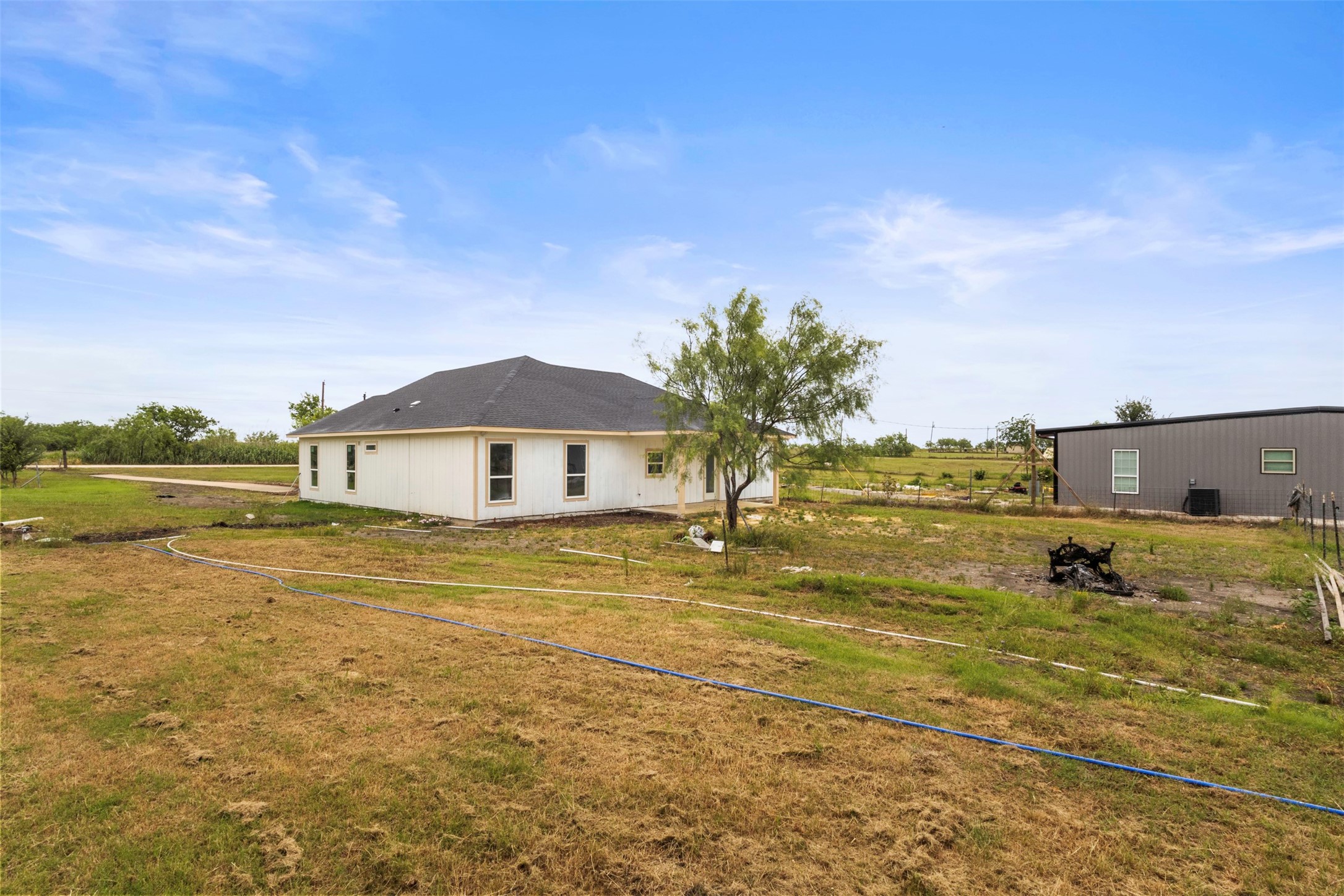 7074 NE County Road 1050 Rice TX 75155