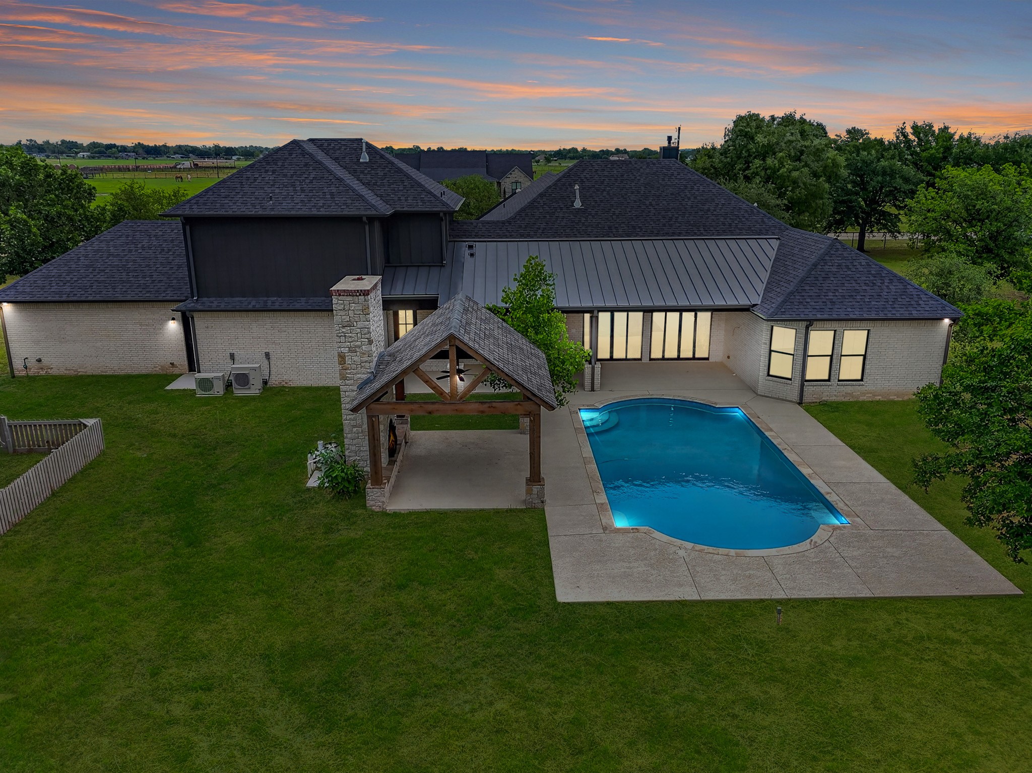 10373 Bobbie Lane Pilot Point TX 76258