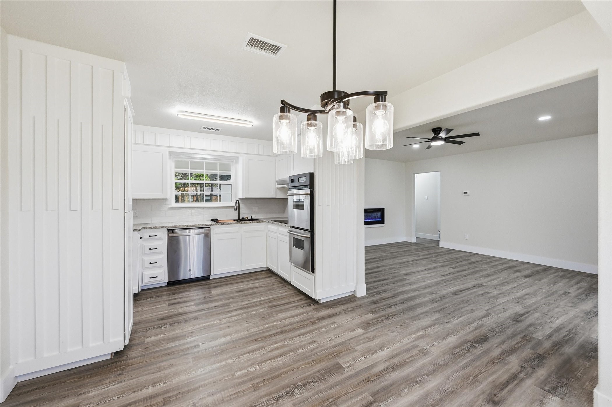 2804 Bent Tree Lane Arlington TX 76016