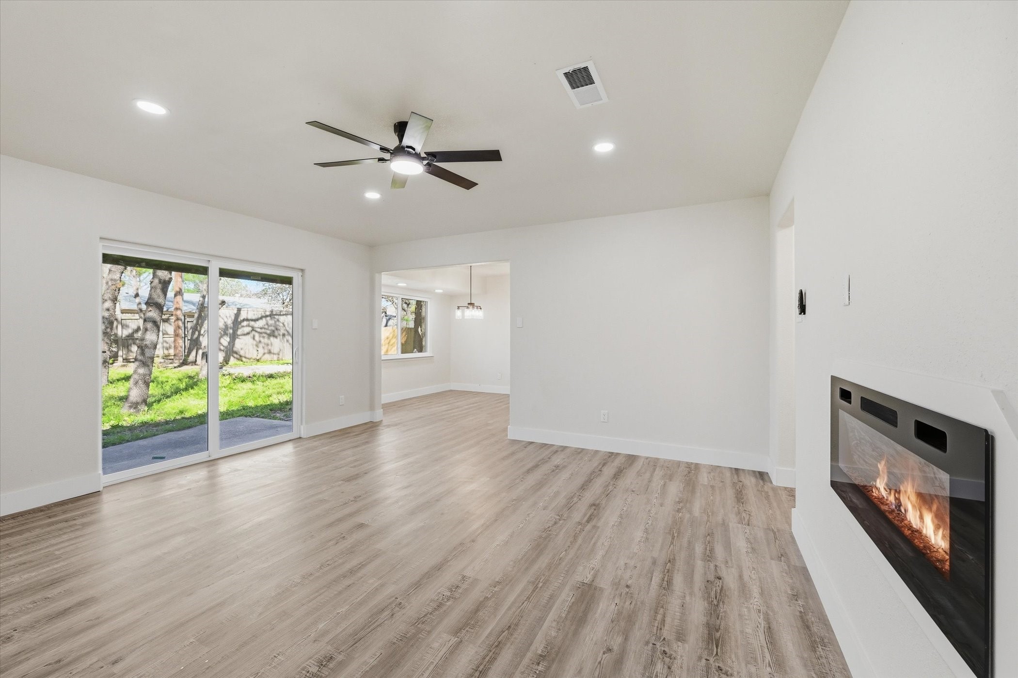 2804 Bent Tree Lane Arlington TX 76016