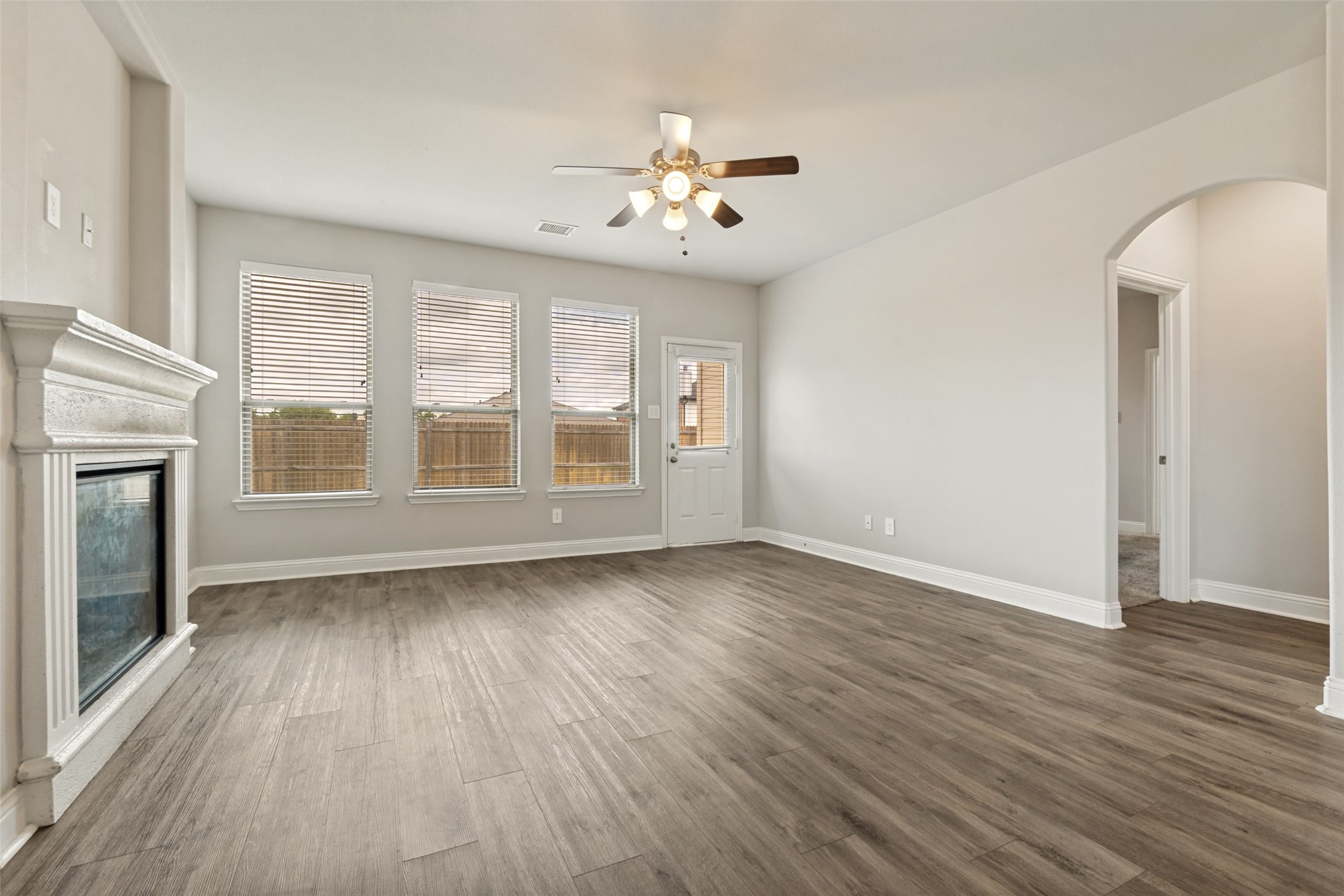 634 Comal Drive Crandall TX 75114