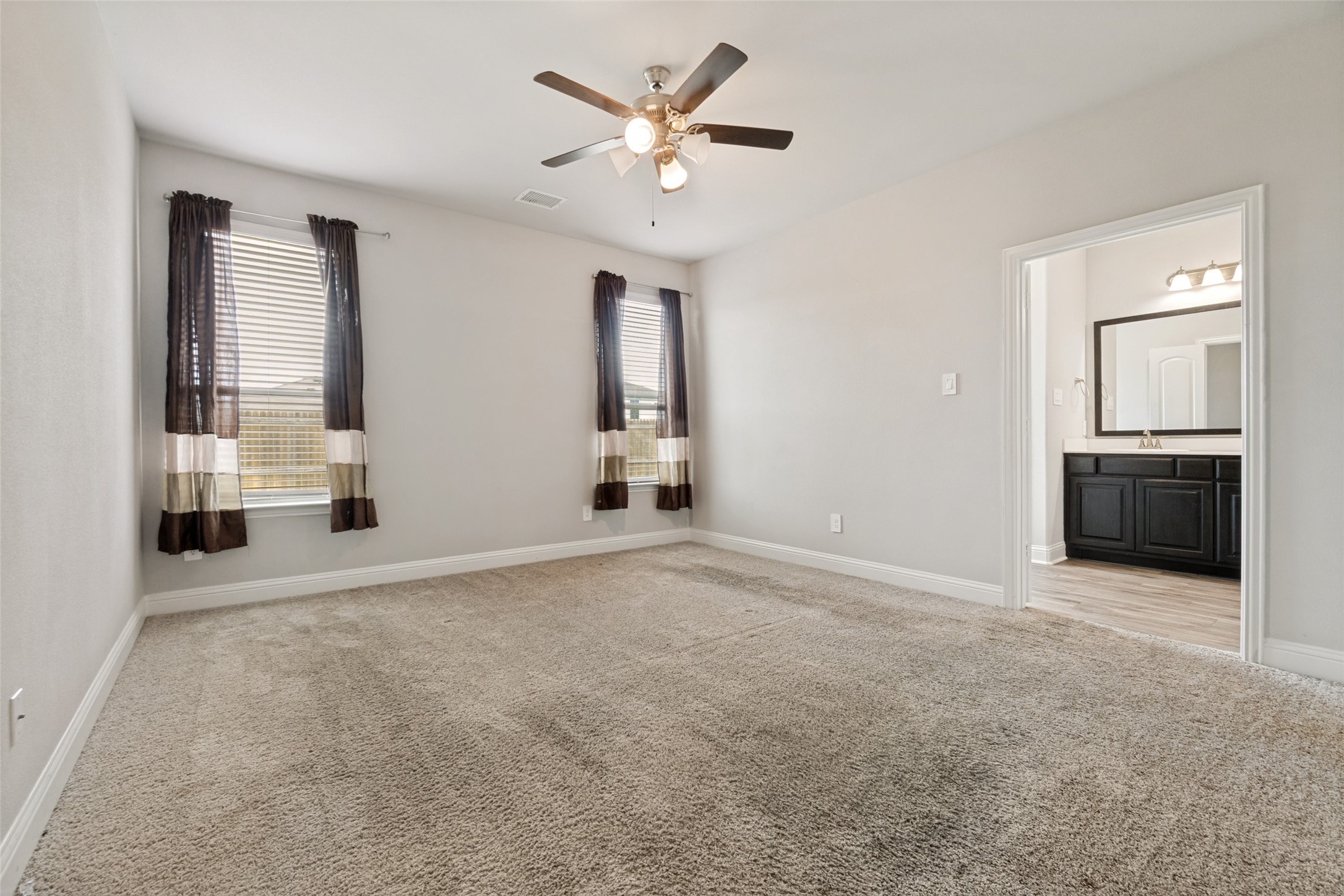 634 Comal Drive Crandall TX 75114