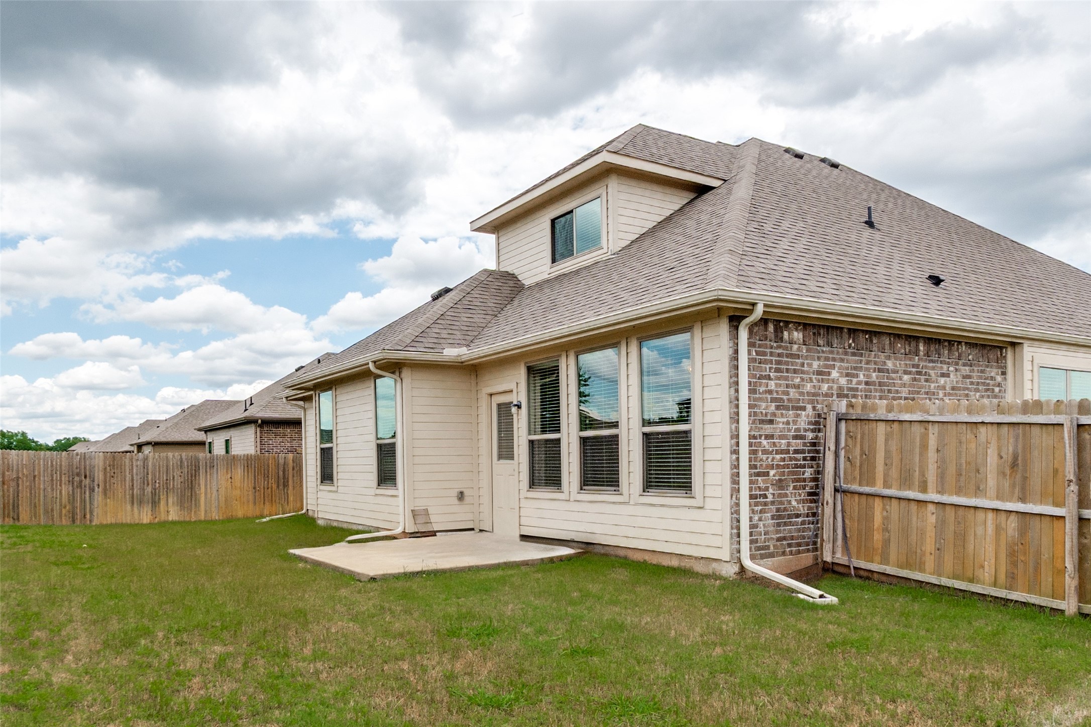 634 Comal Drive Crandall TX 75114