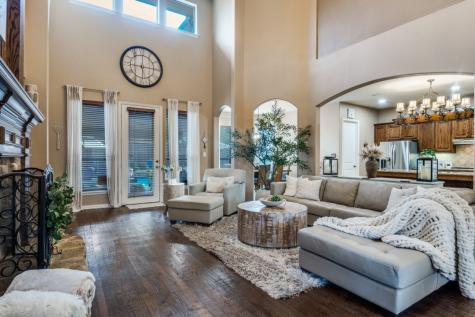 2810 Baker Street Sachse TX 75048