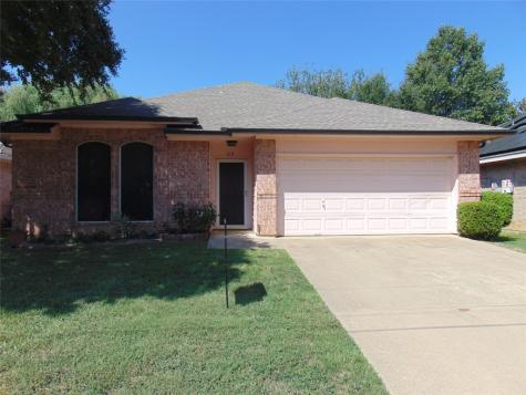 319 Boliver Avenue Lake Dallas TX 75065