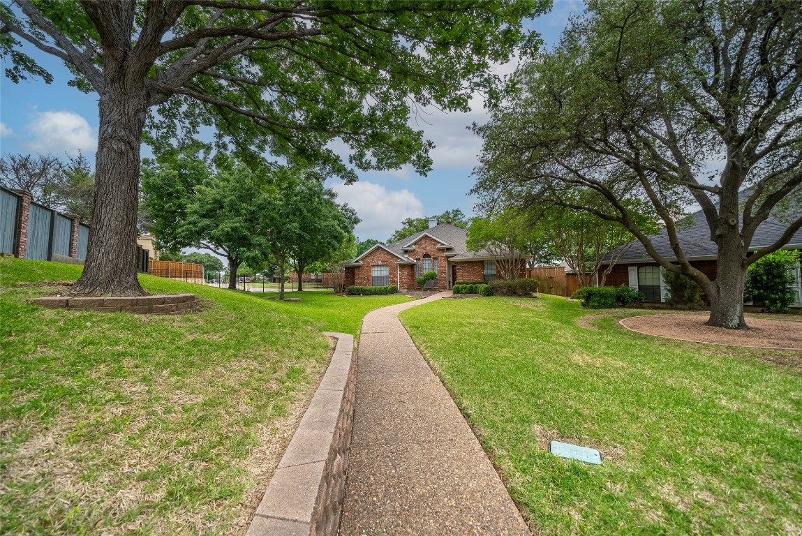 1300 Black Oak Drive Carrollton TX 75007