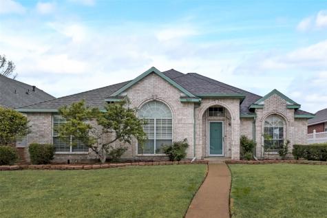 2601 Covington Drive Garland TX 75040