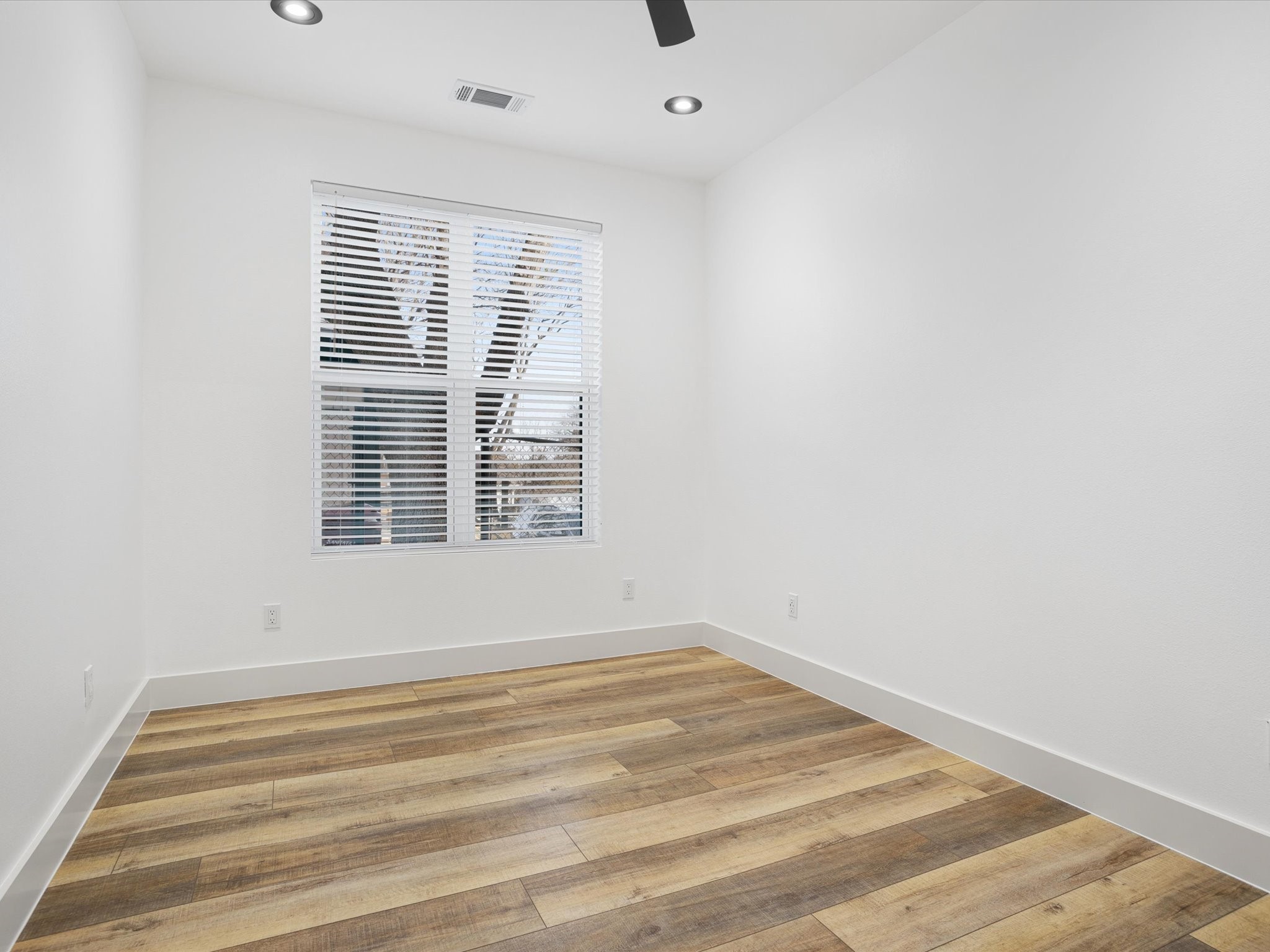 319 S Pecan Street Bells TX 75414