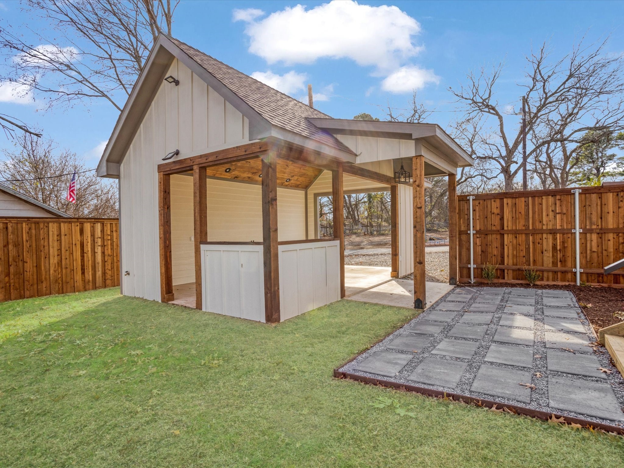 319 S Pecan Street Bells TX 75414