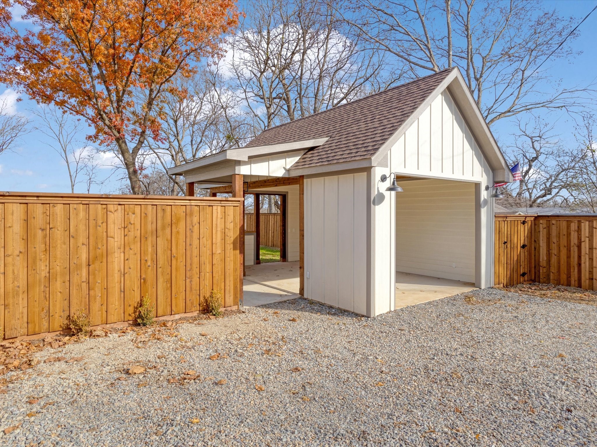 319 S Pecan Street Bells TX 75414