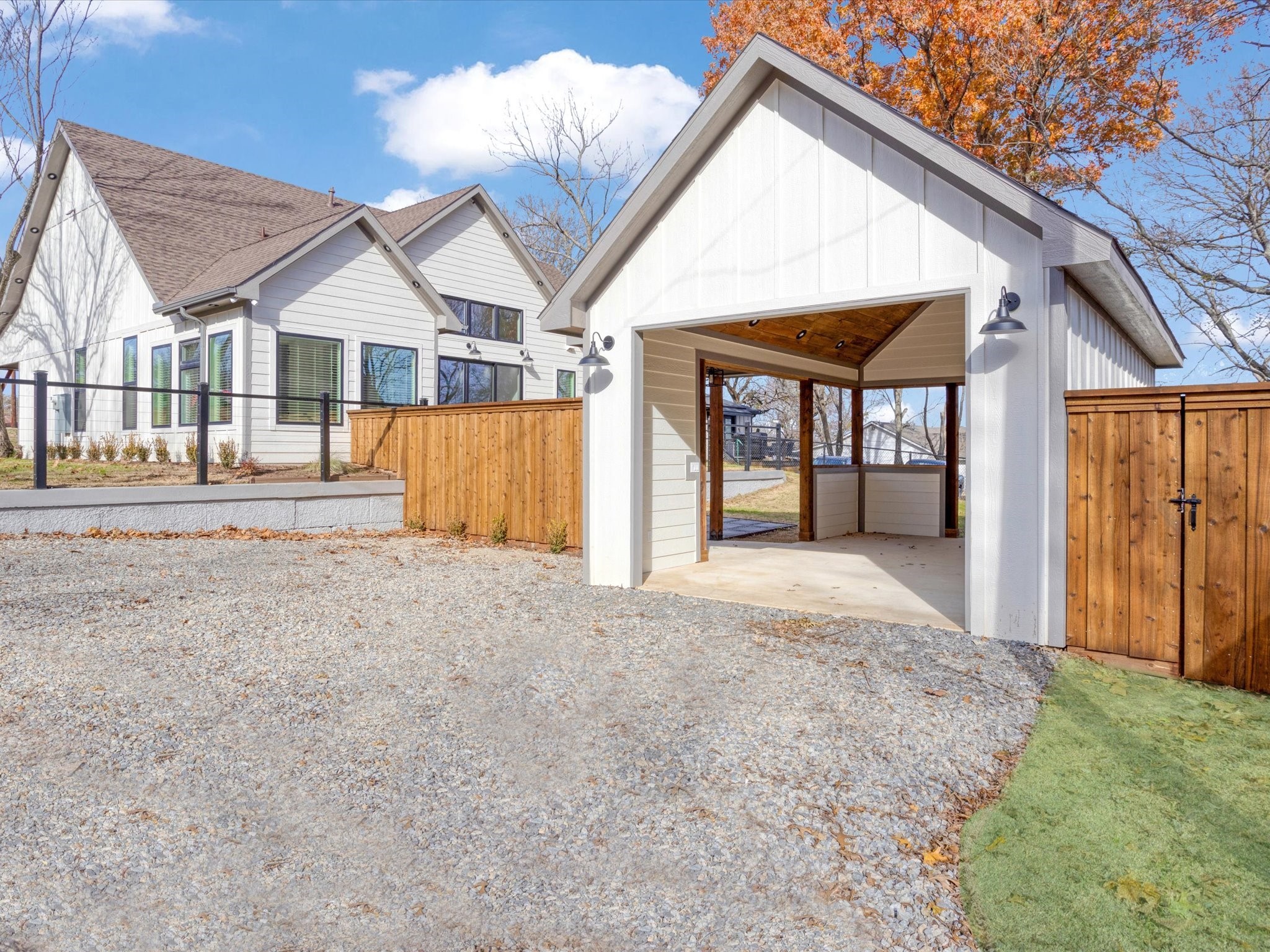 319 S Pecan Street Bells TX 75414