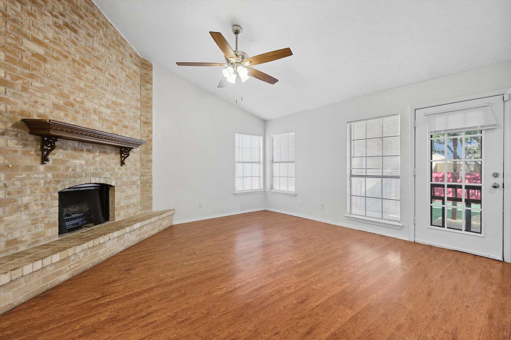 9101 Denver Street Rowlett TX 75088