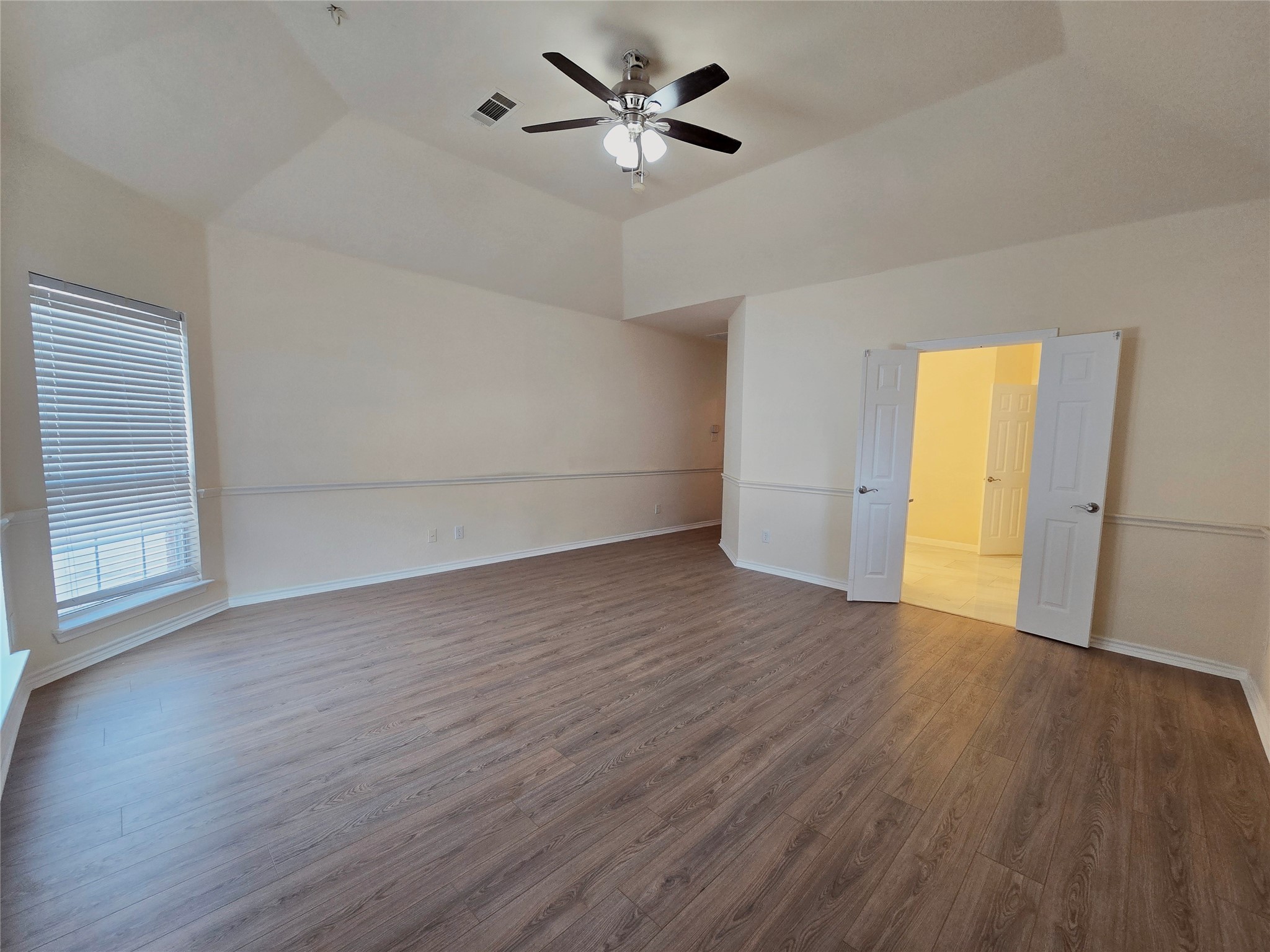 5207 W Cove Way Grand Prairie TX 75052