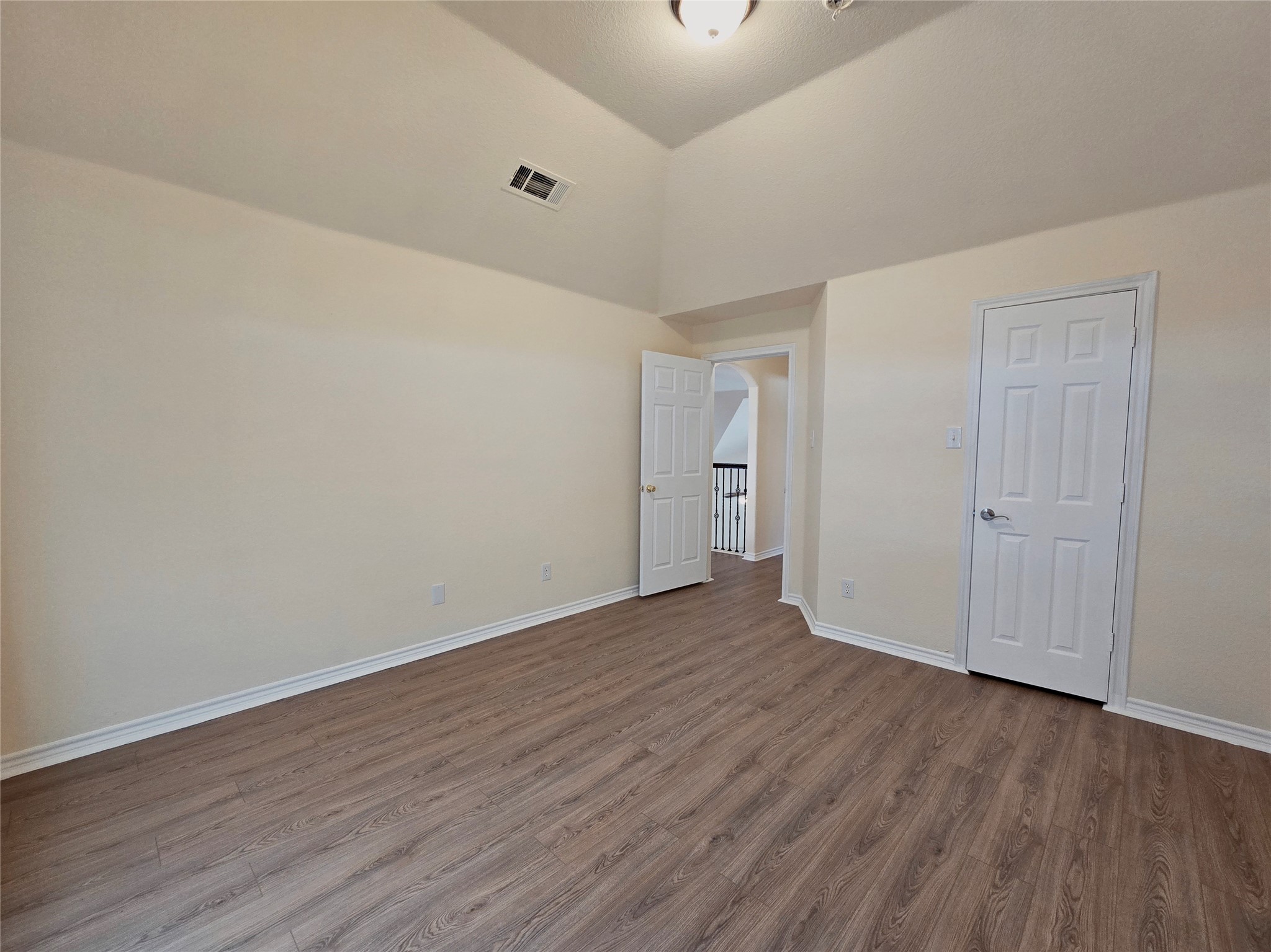 5207 W Cove Way Grand Prairie TX 75052