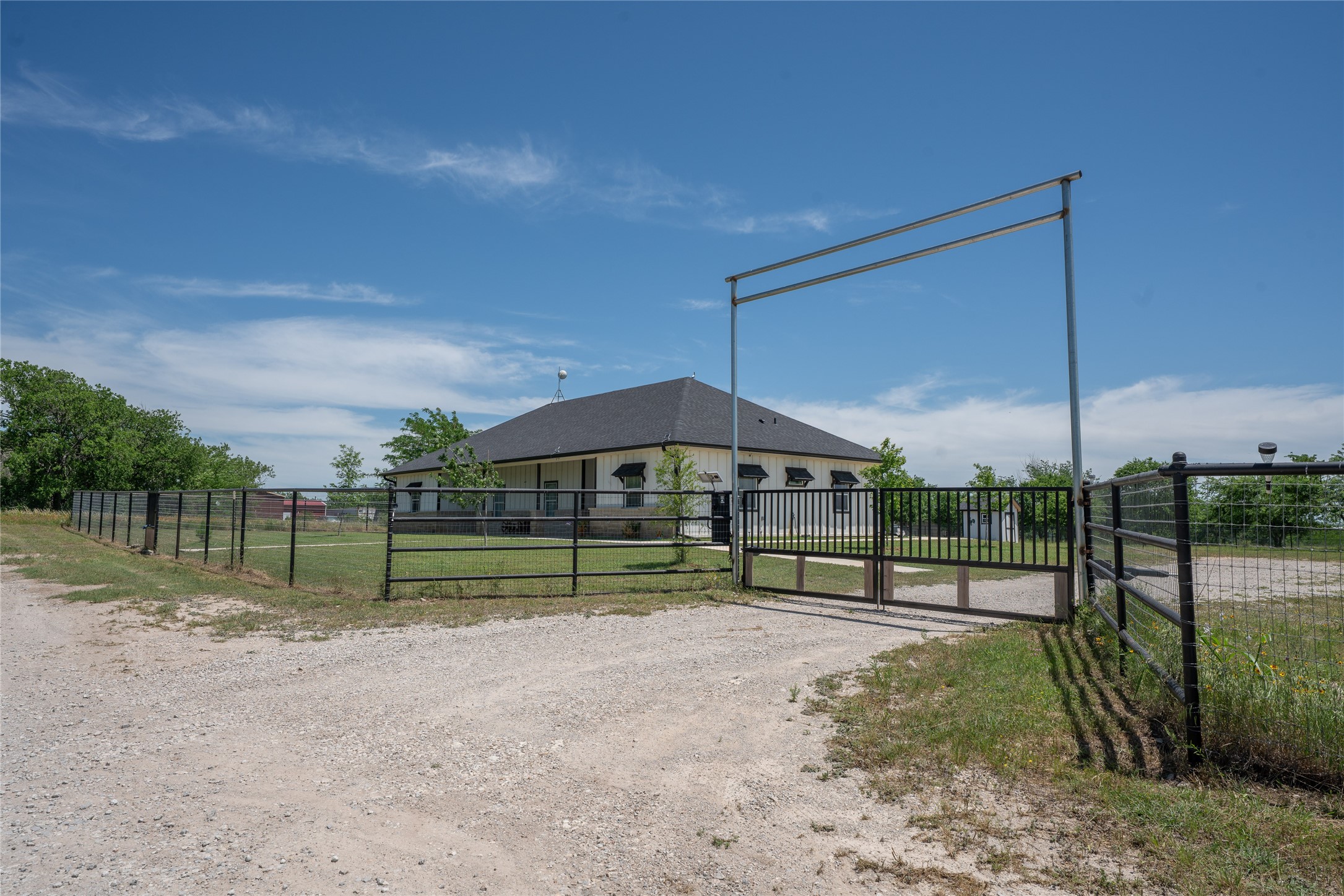 380 Private Road 4219 Decatur TX 76234