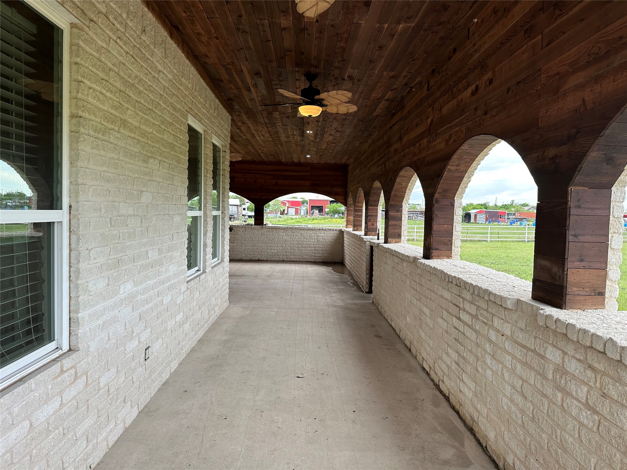 241 Gentry Road Ennis TX 75119