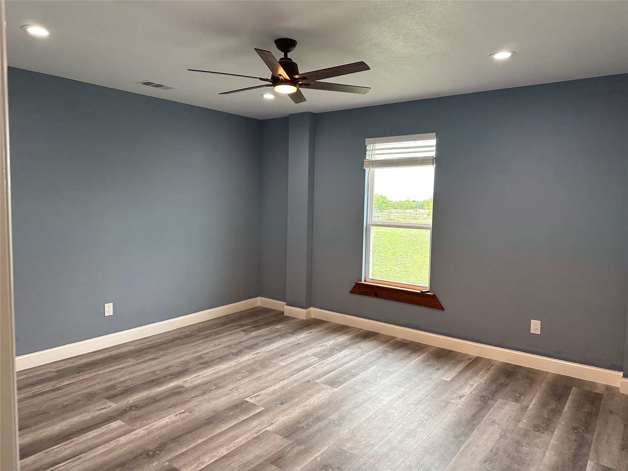 241 Gentry Road Ennis TX 75119